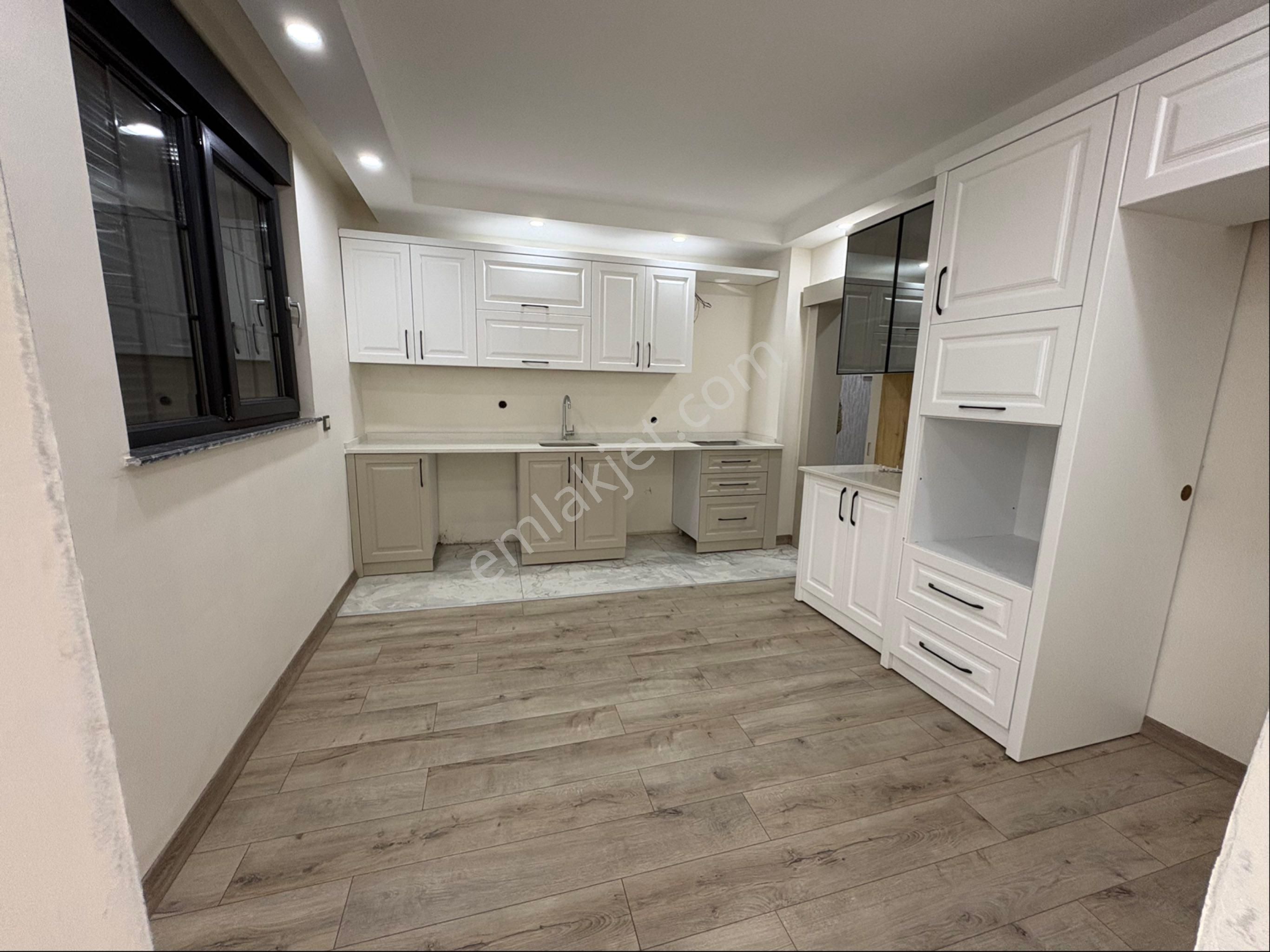 Artı Dan Muhteşem Ultra Lüx Cadde Dibi 4+1 - Görsel 27