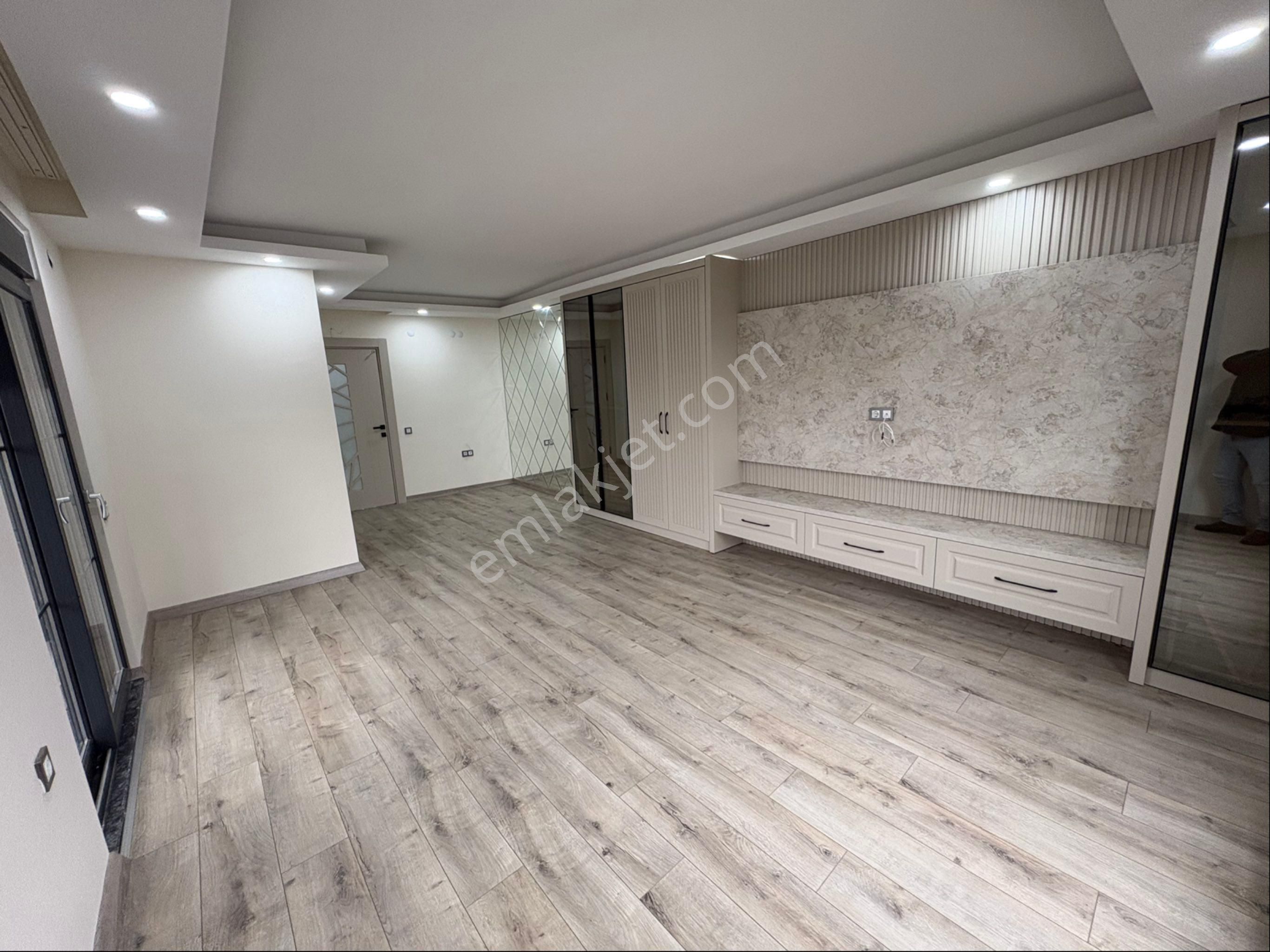 Artı Dan Muhteşem Ultra Lüx Cadde Dibi 4+1 - Görsel 14