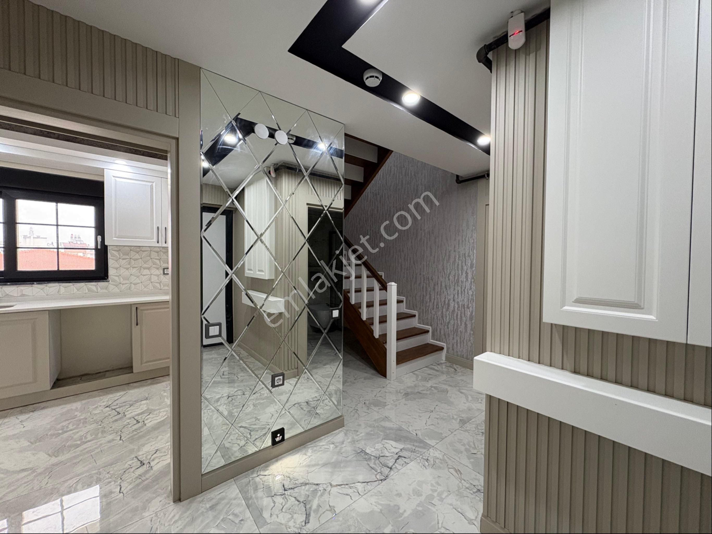 Artı Dan Muhteşem Ultra Lüx Cadde Dibi 4+1 - Görsel 10