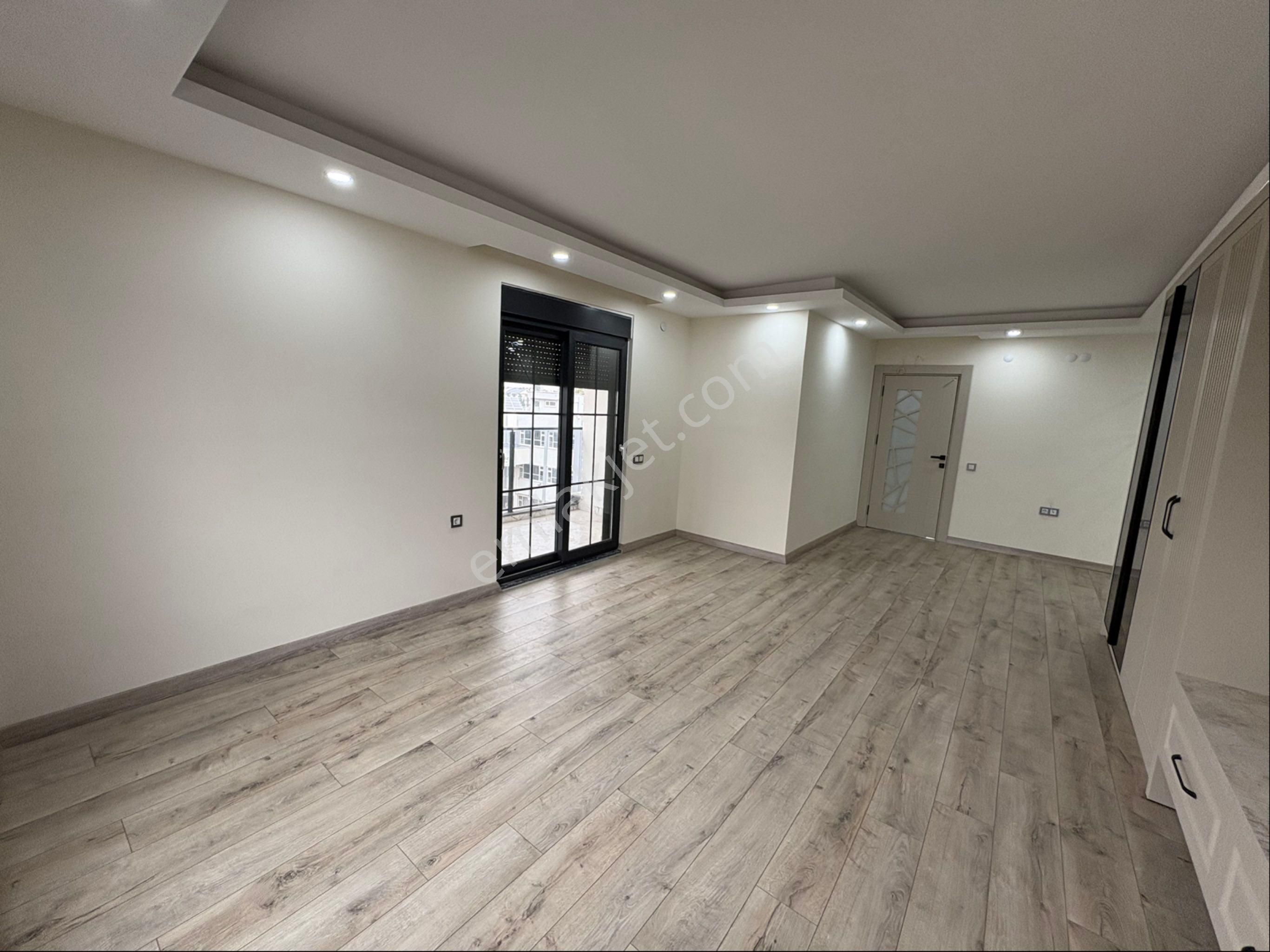 Artı Dan Muhteşem Ultra Lüx Cadde Dibi 4+1 - Görsel 13