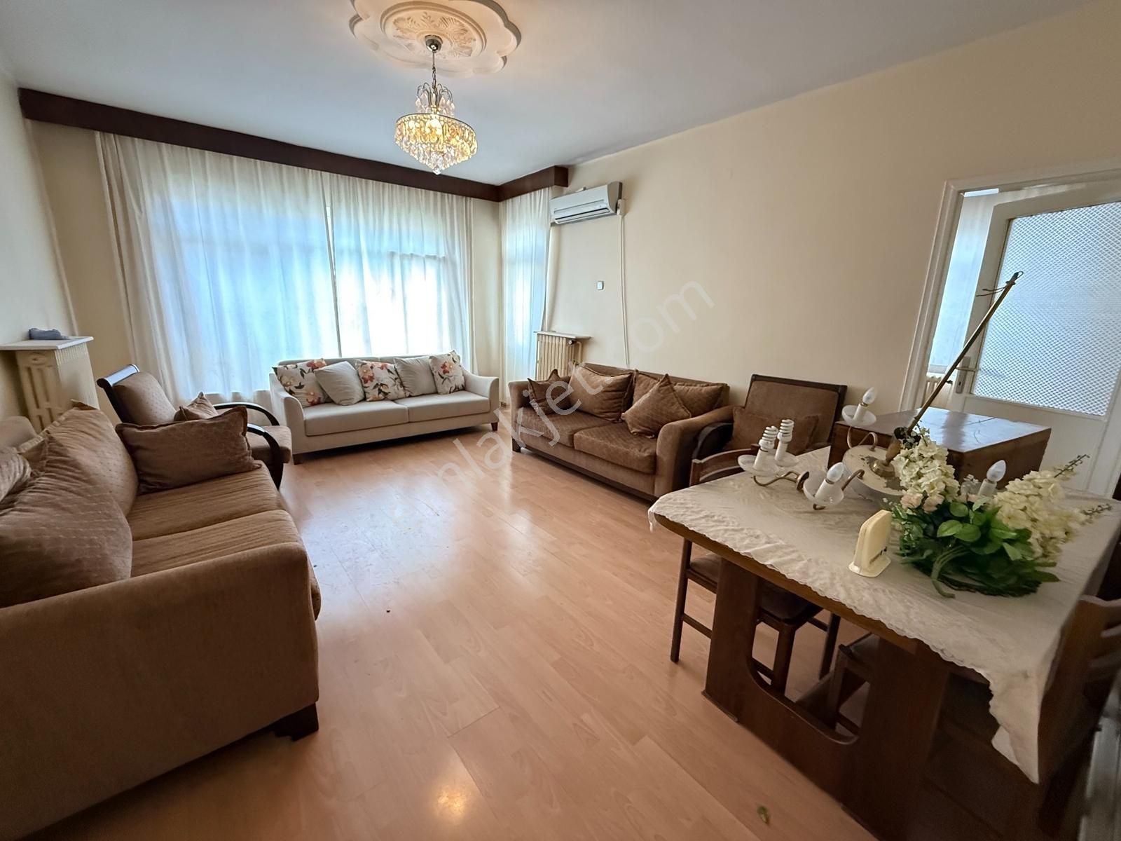 Orta Kat Ön Cephe Geniş Metro,avm,belediye Kaymakamlık Yürüme