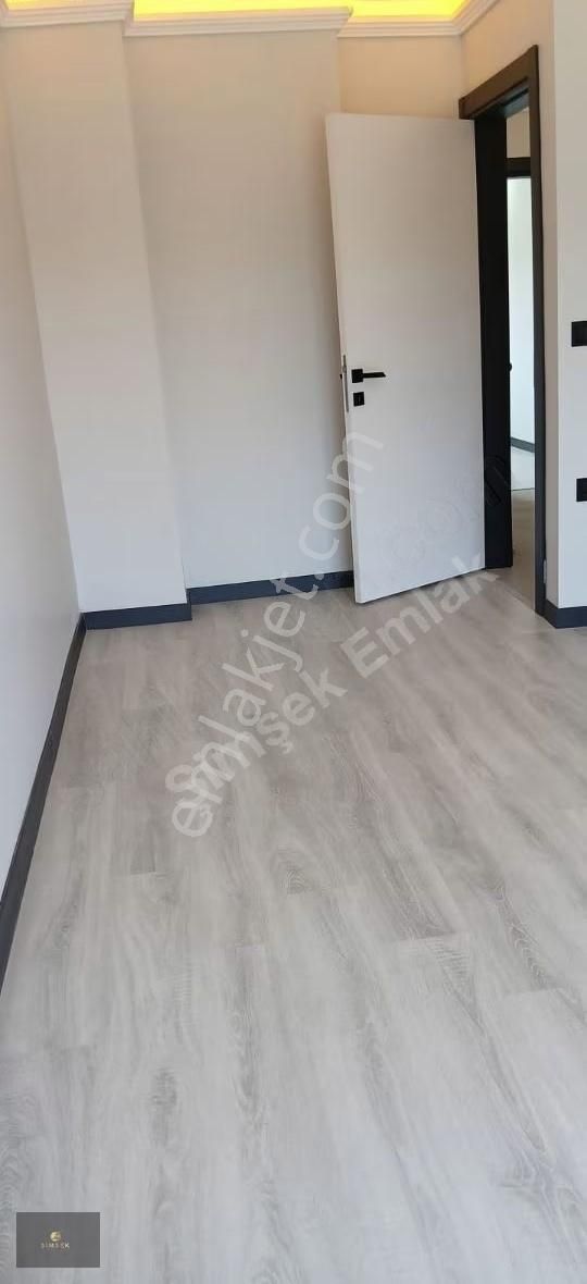 Şimşekten Altınovada 3+1 Villa - Görsel 7