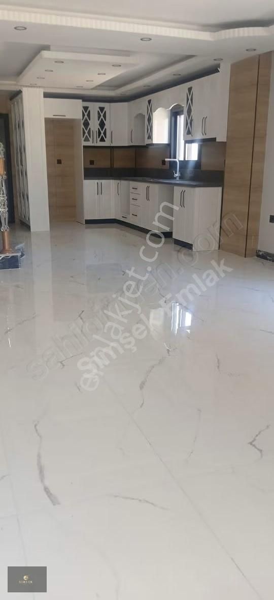 Şimşekten Altınovada 3+1 Villa - Görsel 4