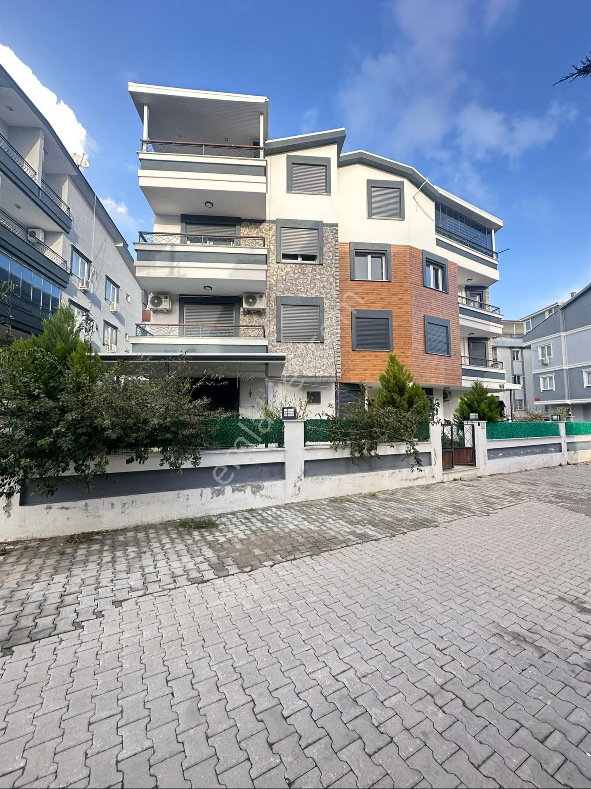 ❗️2+1 Daire Arakat Asansörlü Ön Cephe❗️