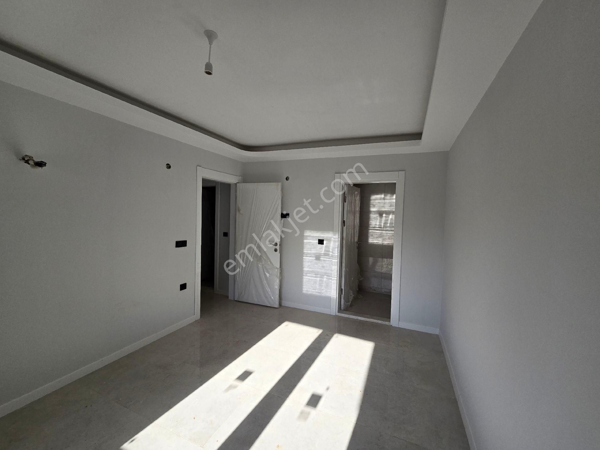 Değirmenderede Doğalgazlı Asansörlü Otoparklı Havuzlu Panjurlu Yerden Isıtmalı 1+1 2+1 Daireler - Görsel 19