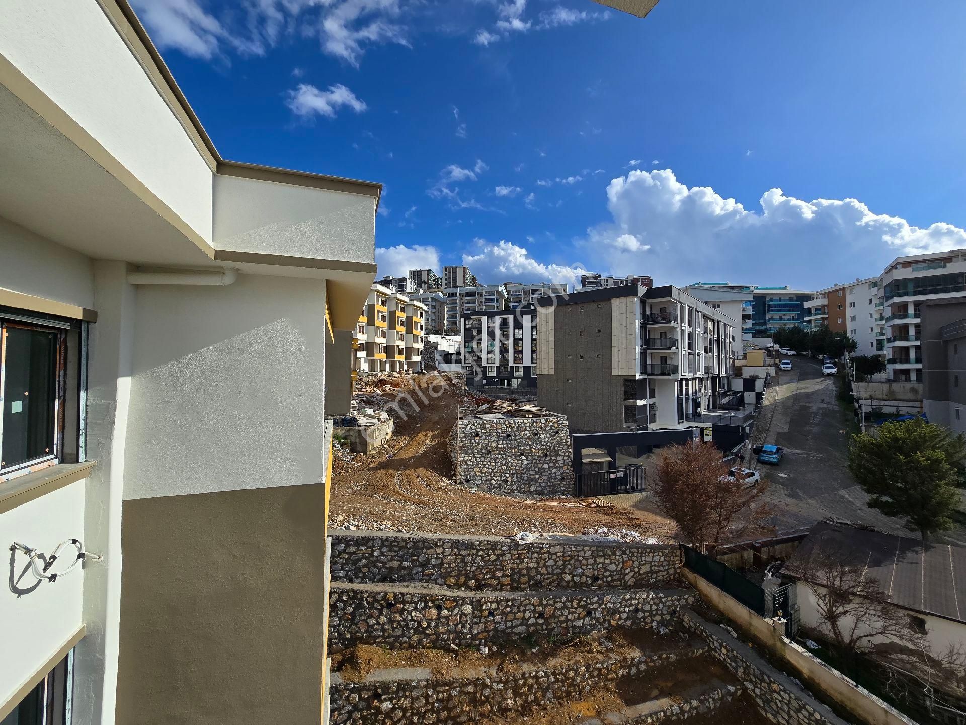 Değirmenderede Doğalgazlı Asansörlü Otoparklı Havuzlu Panjurlu Yerden Isıtmalı 1+1 2+1 Daireler - Görsel 14