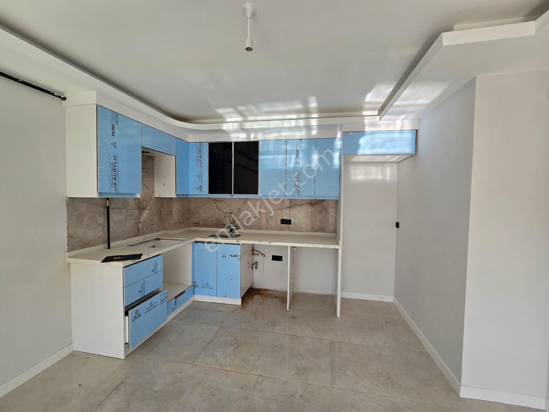 Değirmenderede Doğalgazlı Asansörlü Otoparklı Havuzlu Panjurlu Yerden Isıtmalı 1+1 2+1 Daireler - Görsel 10