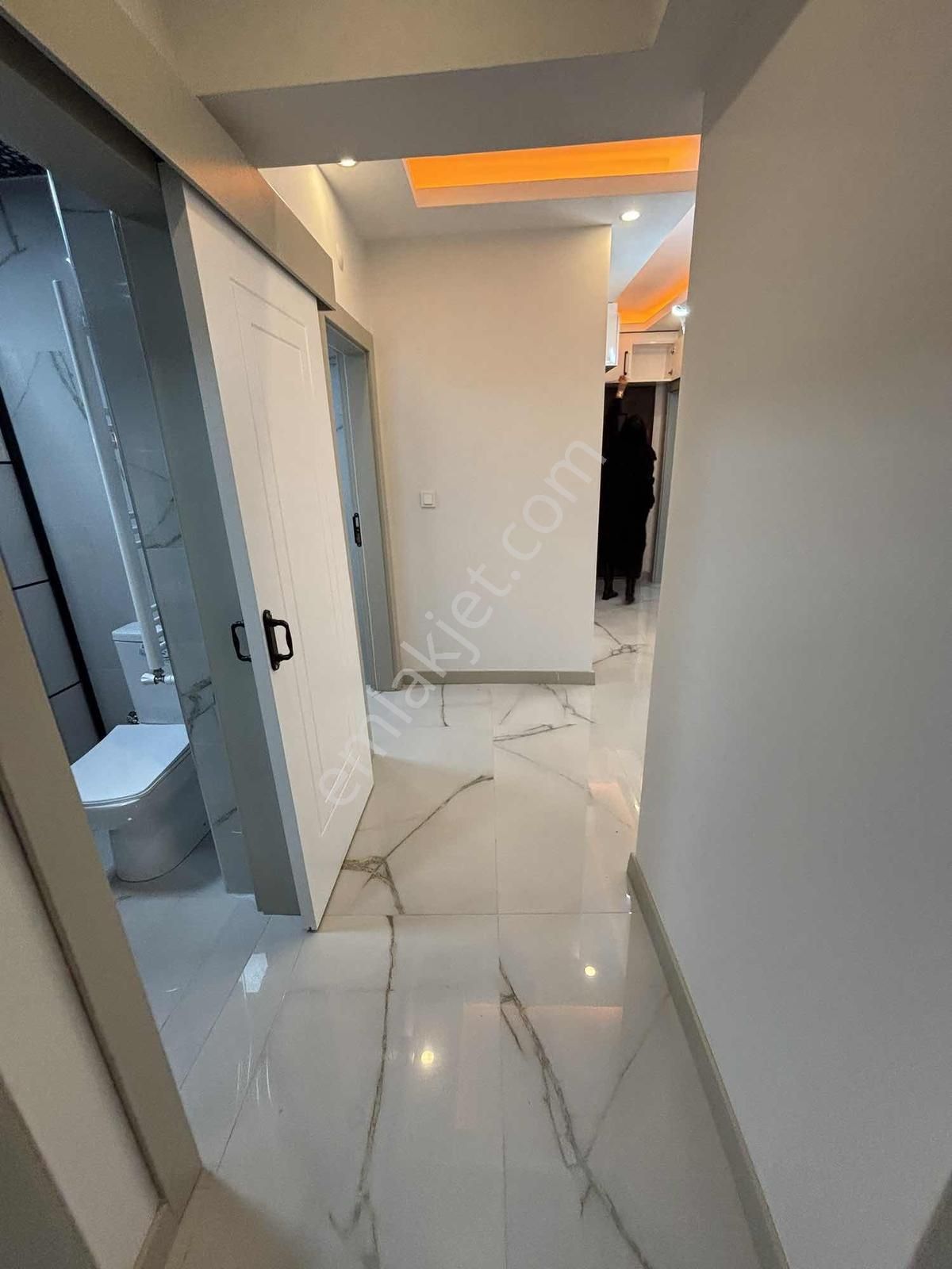 Torun^dan Ultralüx Yapılı Bağımsız Ön Cephe 3+1 Arakat Daire - Görsel 9