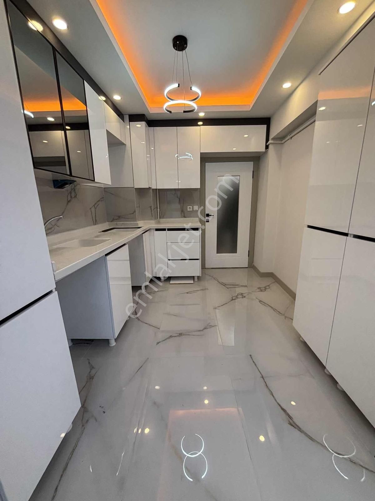 Torun^dan Ultralüx Yapılı Bağımsız Ön Cephe 3+1 Arakat Daire - Görsel 11