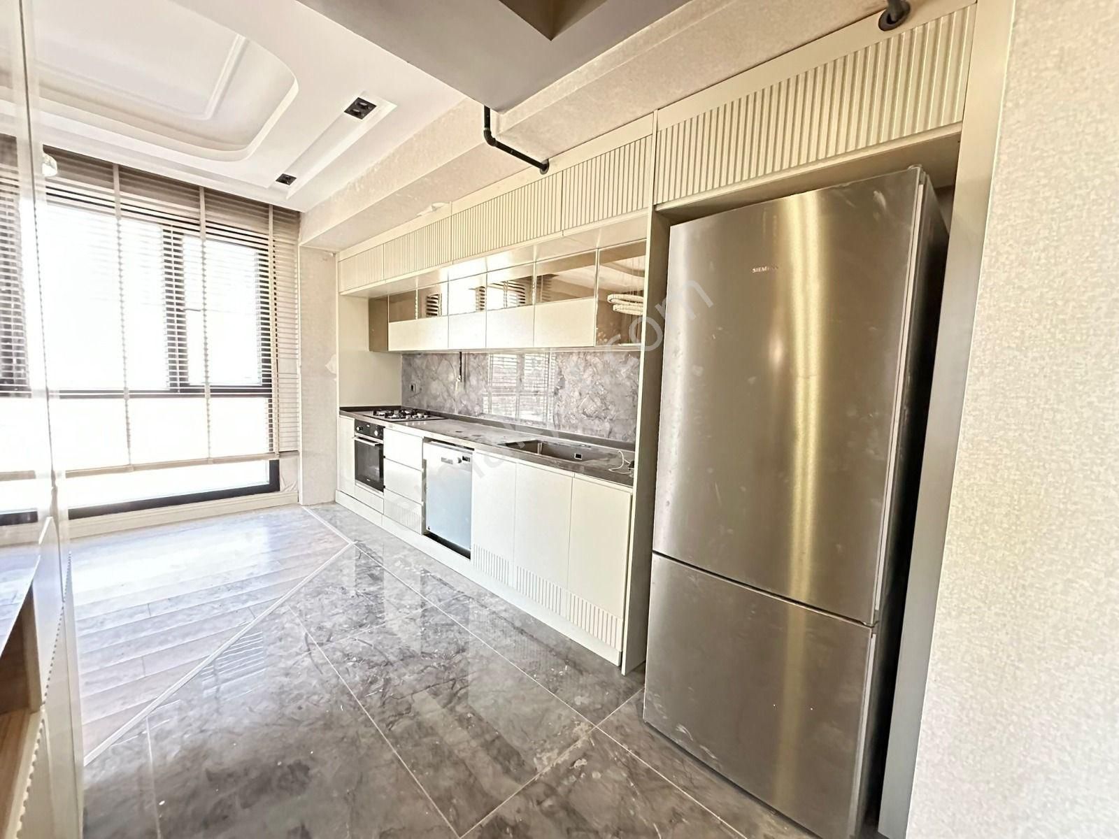 New Life’den Winstown Civarı 2+1 Yüksek Ara Kat Daire Fırsatı