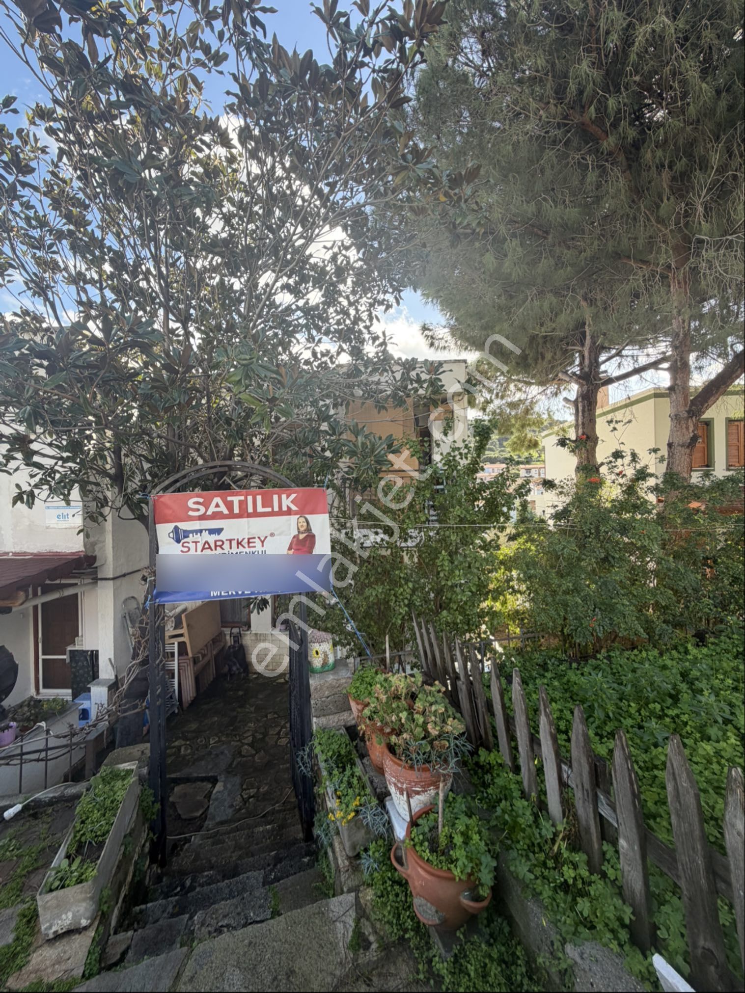 Yenifoça Petra Koyunda Deniz Ve Doğa Manzaralı Dubleks Villa