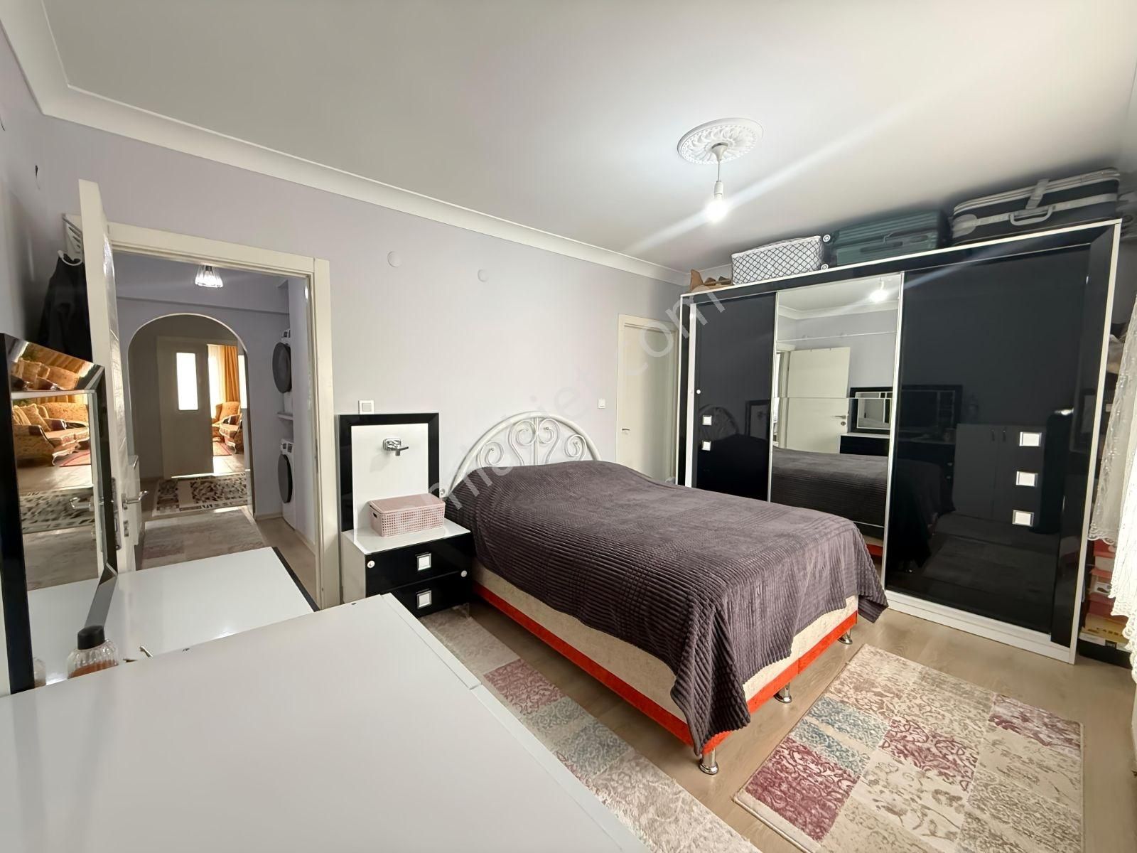 Güney Cephe Arakat 3+1 | 130 M² | Asansörlü | Merkezi Konum - Görsel 17