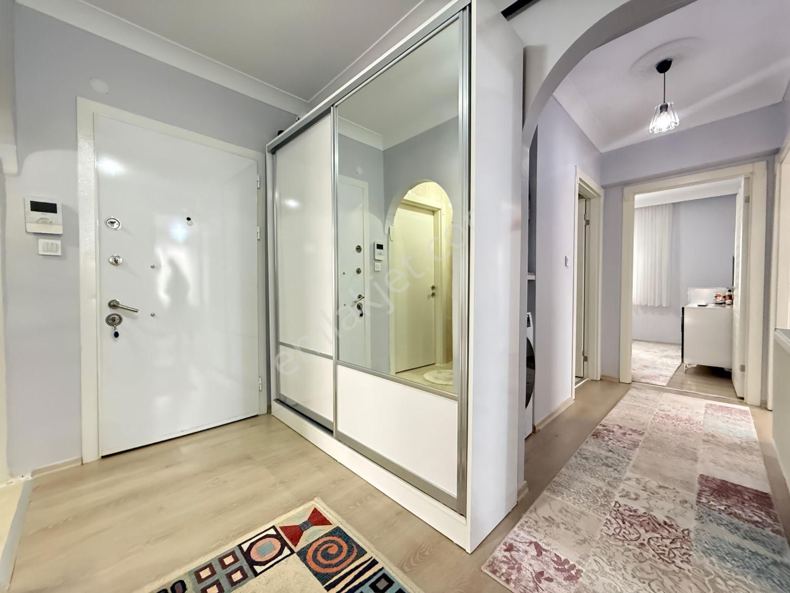 Güney Cephe Arakat 3+1 | 130 M² | Asansörlü | Merkezi Konum - Görsel 13