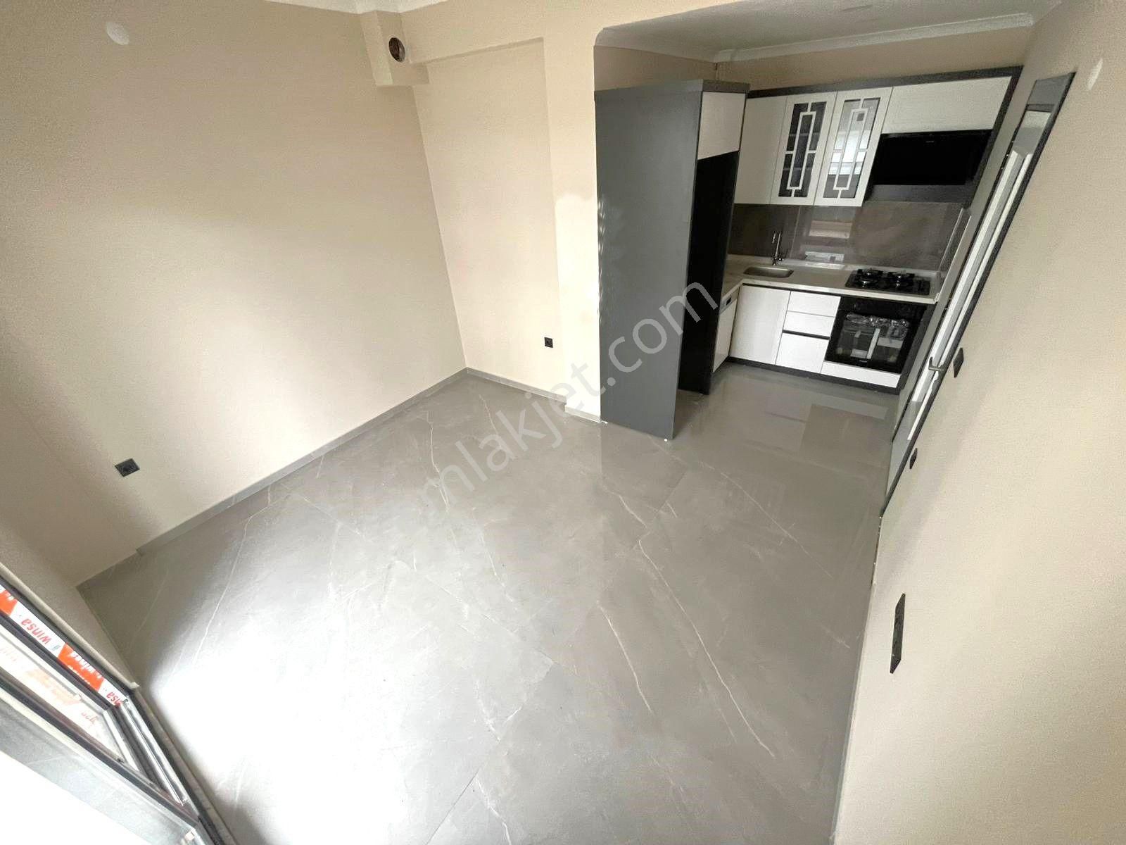 Akçay'da💥aygül Farkı İle💥 Sıfır Doğalgazlı Geniş Balkon Ve Çift Asansörlü Fırsat 1+1 Satılık Daire - Görsel 8