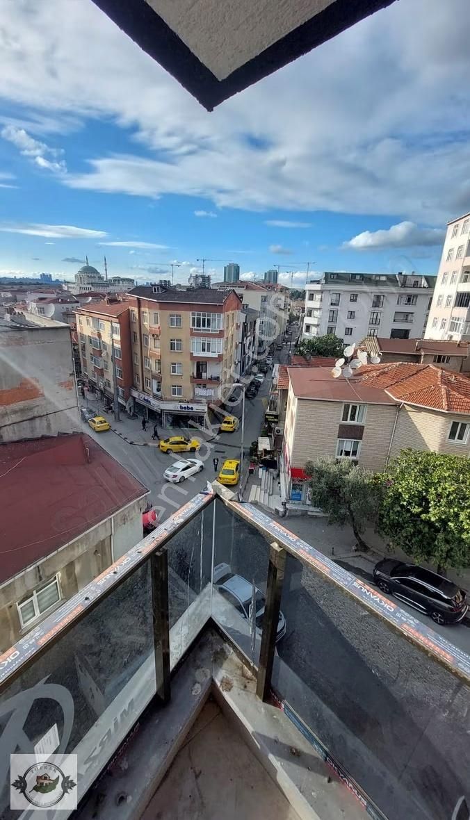 Kanarya Şahin Caddesinde 3+2 140m/2 Dubleks Daire - Görsel 7