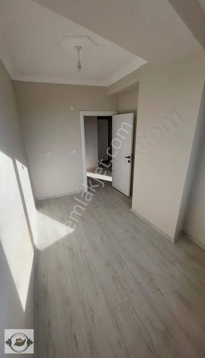 Kanarya Şahin Caddesinde 3+2 140m/2 Dubleks Daire - Görsel 14