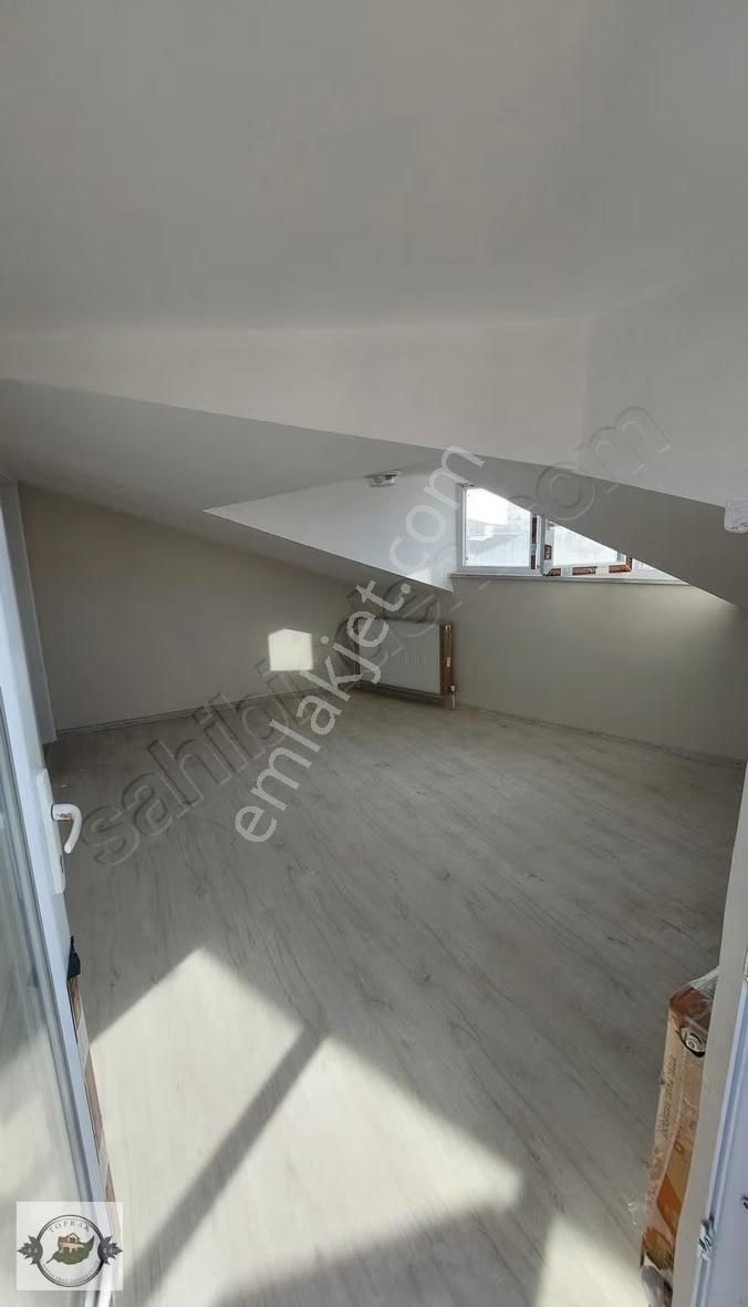 Kanarya Şahin Caddesinde 3+2 140m/2 Dubleks Daire - Görsel 10