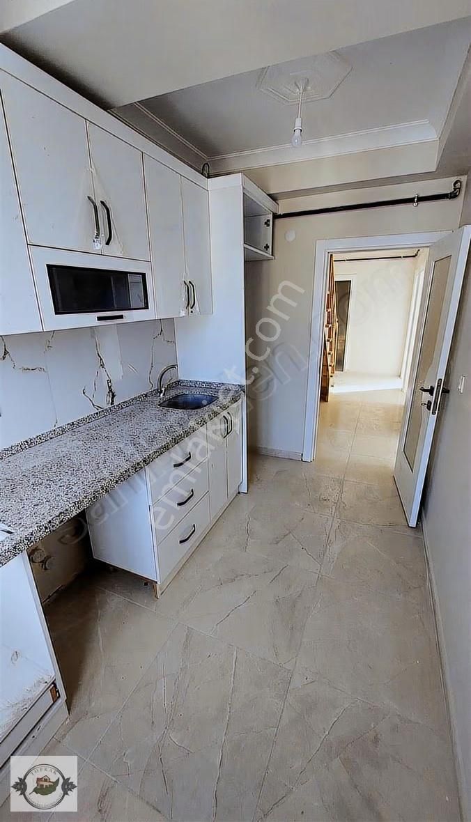 Kanarya Şahin Caddesinde 3+2 140m/2 Dubleks Daire - Görsel 18