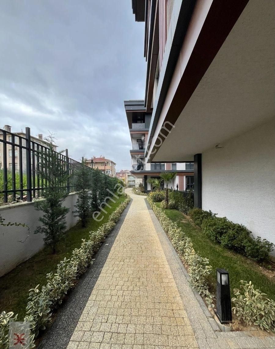 Çamlıca Aden Konaklarıda Emsallerinden Çok Ucuz Yüzme Havuzlu Güvenlikli Acil Satıılık Sıfır 2+1 - Görsel 11