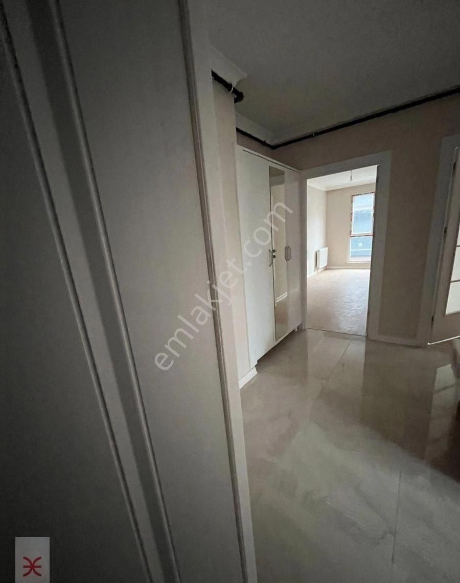 Çamlıca Aden Konaklarıda Emsallerinden Çok Ucuz Yüzme Havuzlu Güvenlikli Acil Satıılık Sıfır 2+1 - Görsel 13