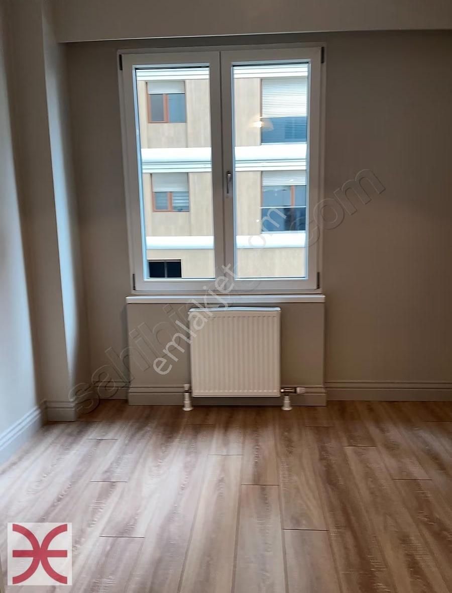 Şaşkınbakkal Sahile Ve Bağdat Caddesineyakın Yüzme Havuzlu 2+1 - Görsel 2