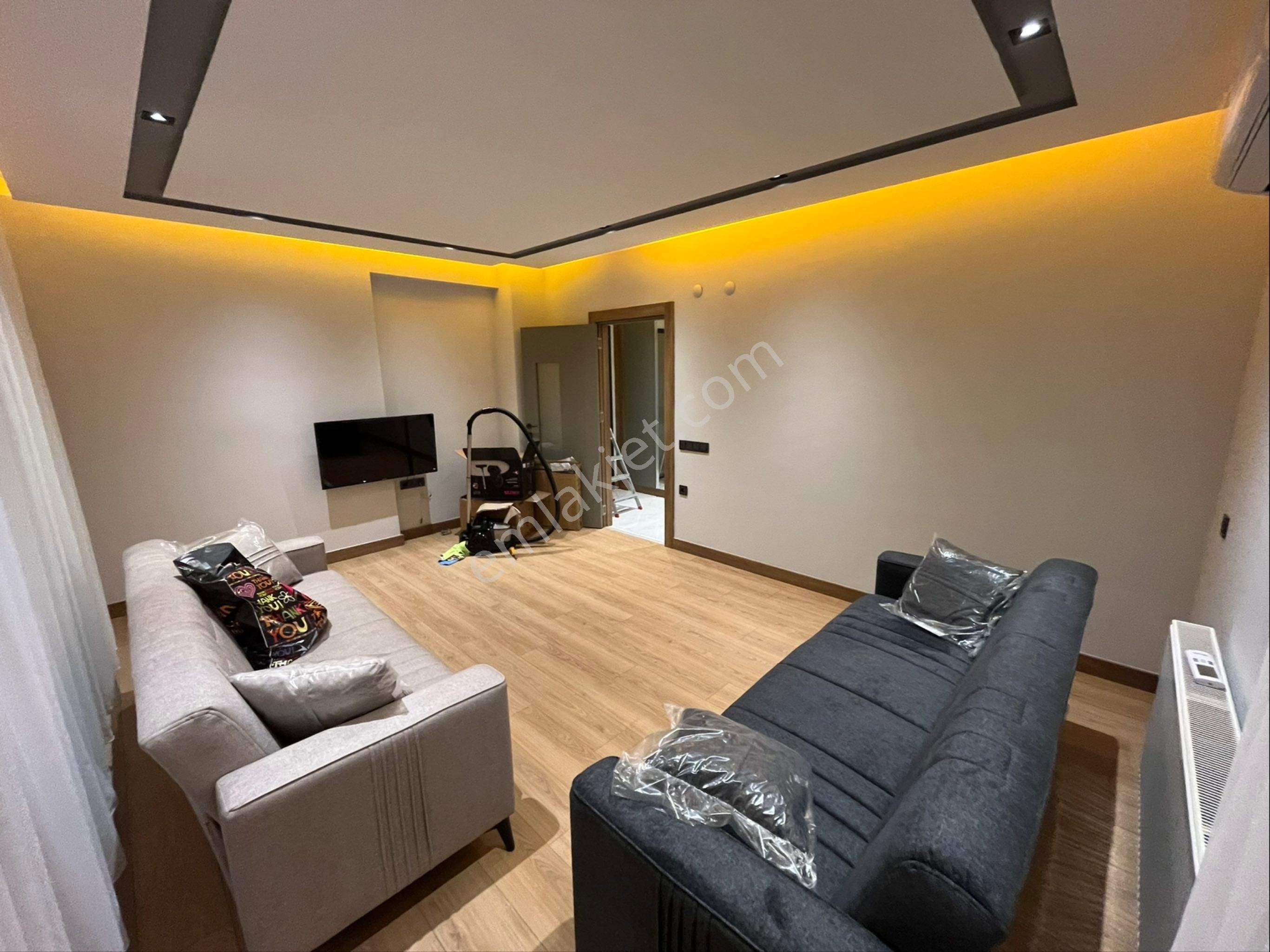 Artı Dan Gazi Bulvarı Dibi Ara Kat Sıfır Ayarında 2+1 - Görsel 7