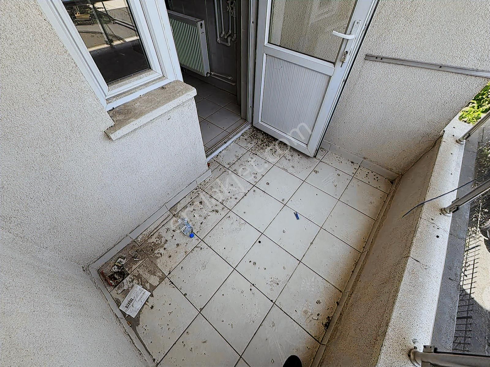 Torun^dan Yeni Binada Asansörlü Ön Cephe Arakatta 3+1 Daire - Görsel 10