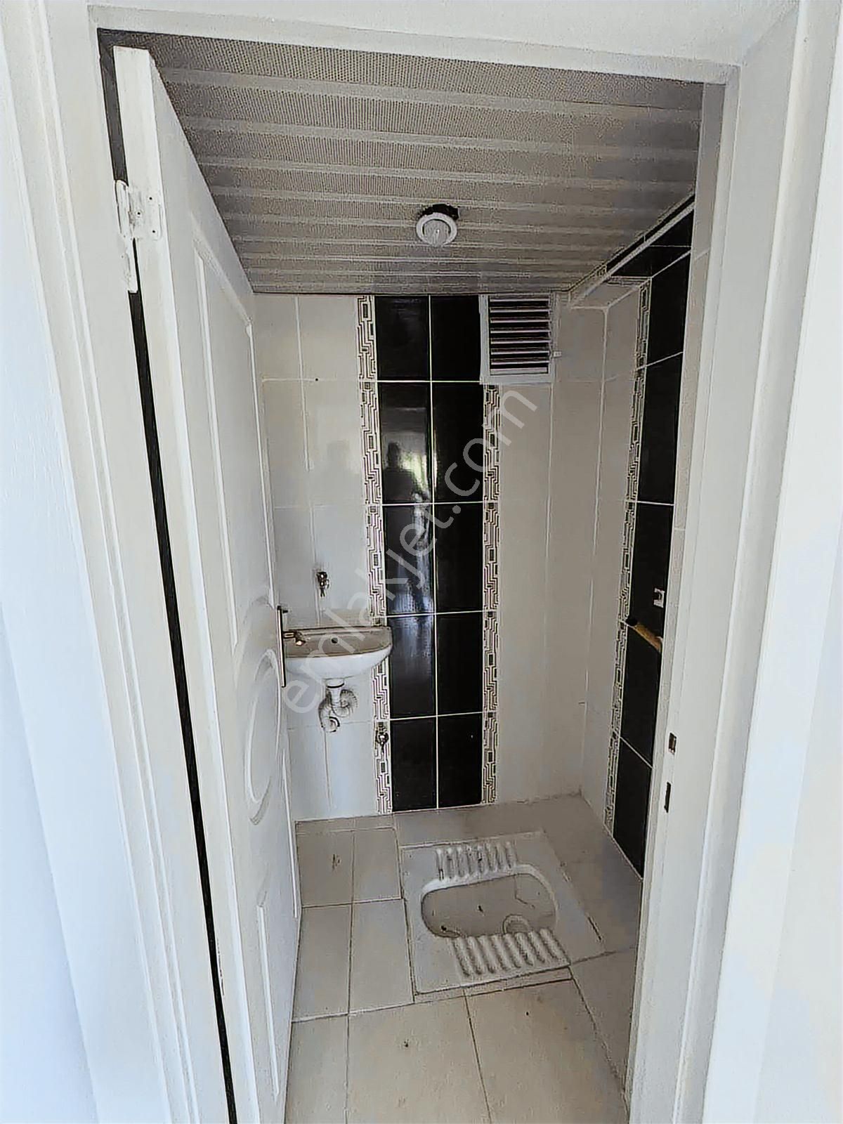 Torun^dan Yeni Binada Asansörlü Ön Cephe Arakatta 3+1 Daire - Görsel 20