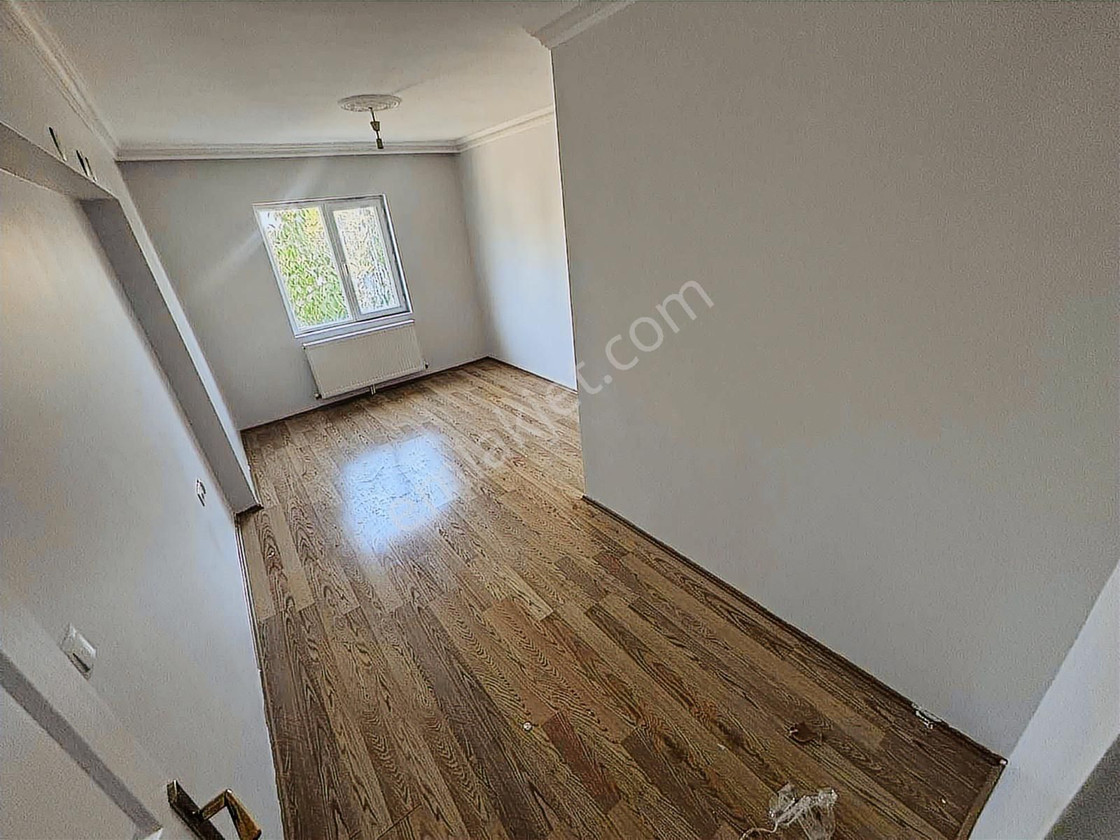 Torun^dan Yeni Binada Asansörlü Ön Cephe Arakatta 3+1 Daire - Görsel 26