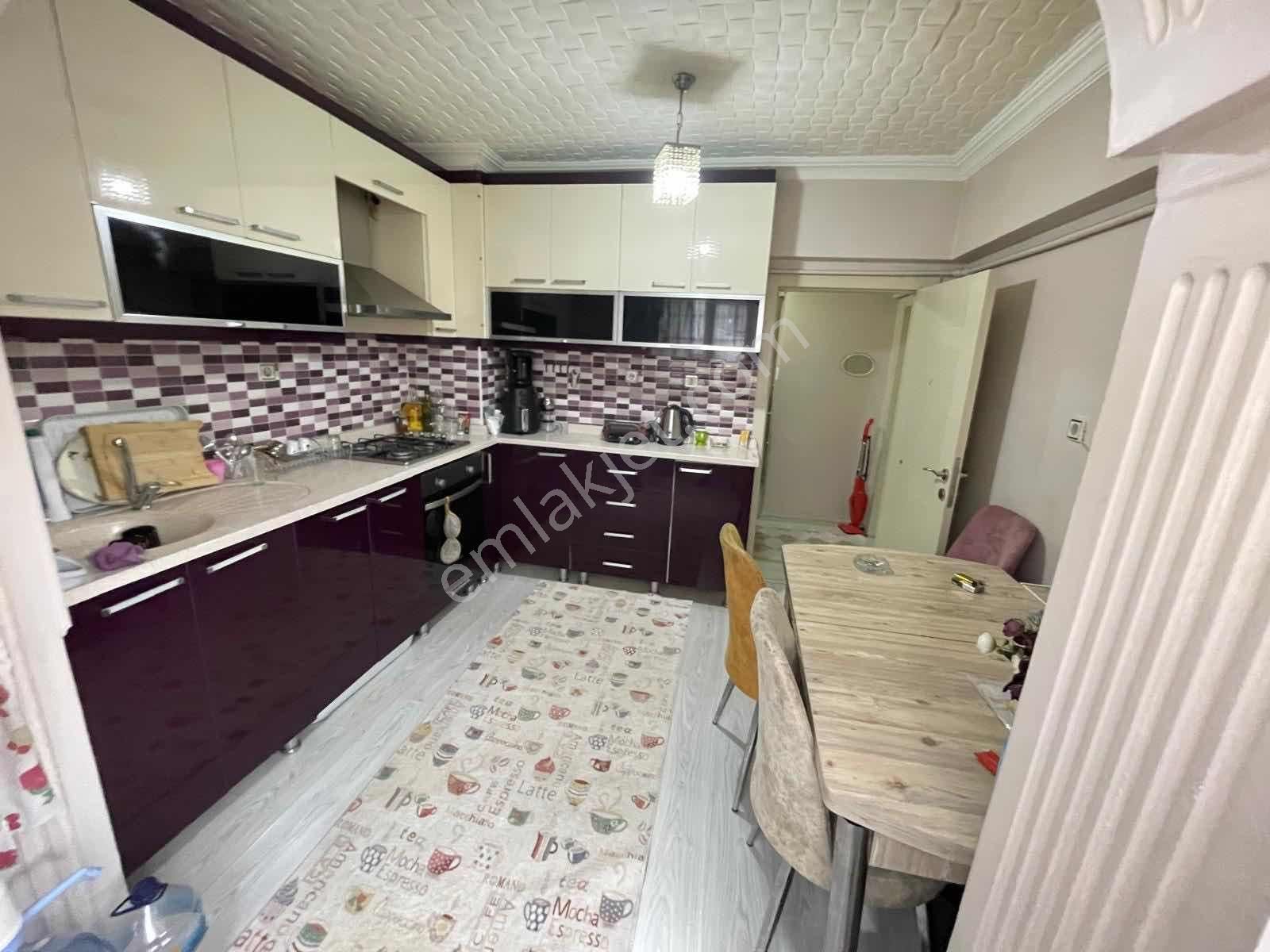 Torun^dan Hürriyet Cd.full Yapılı Geniş Çift Balkon 3+1 Daire - Görsel 3