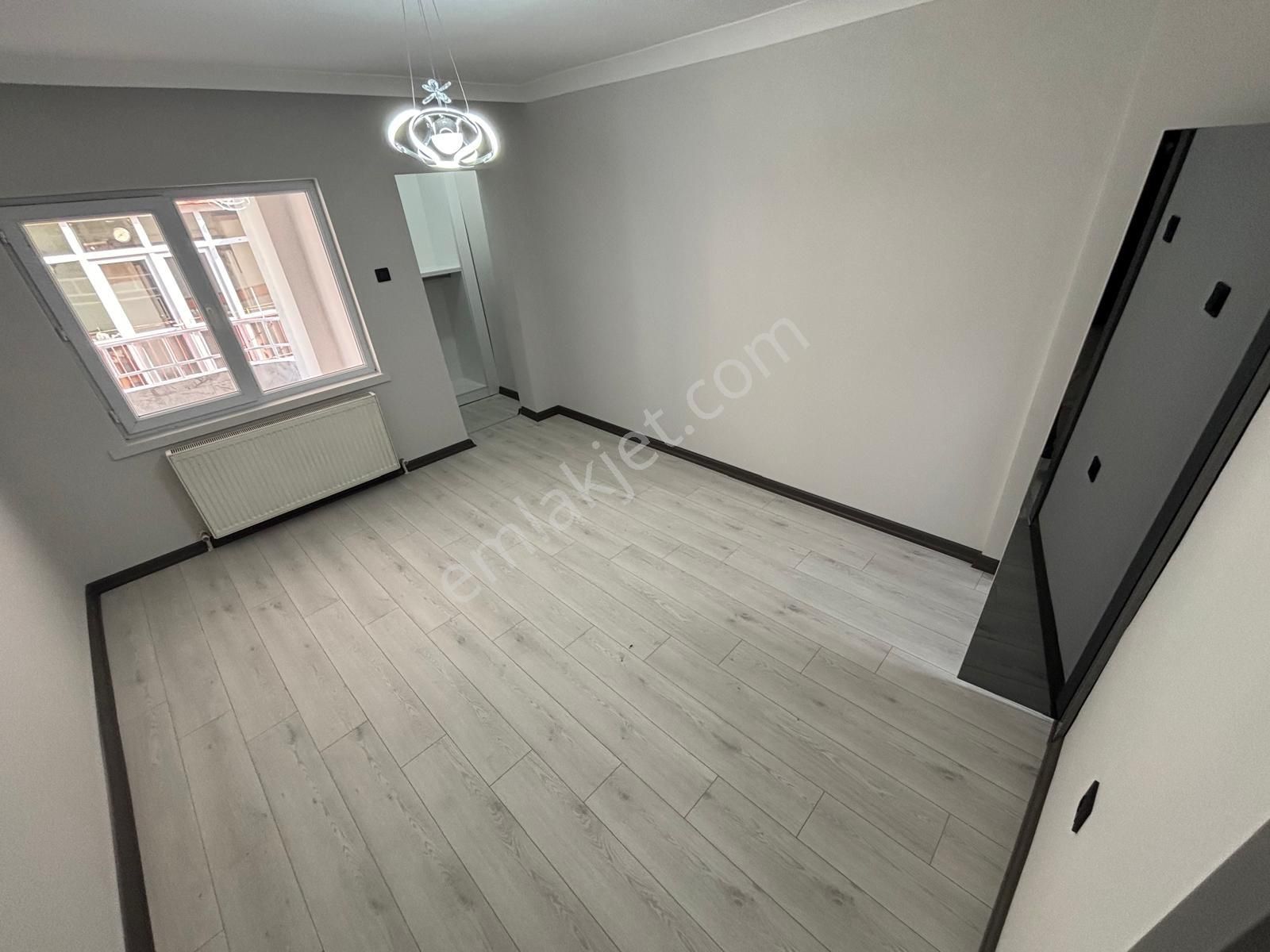 Plevne Mah. Ebeveyn B. Giyinme Odalı 130m2 Ultra Lüx Daire - Görsel 24
