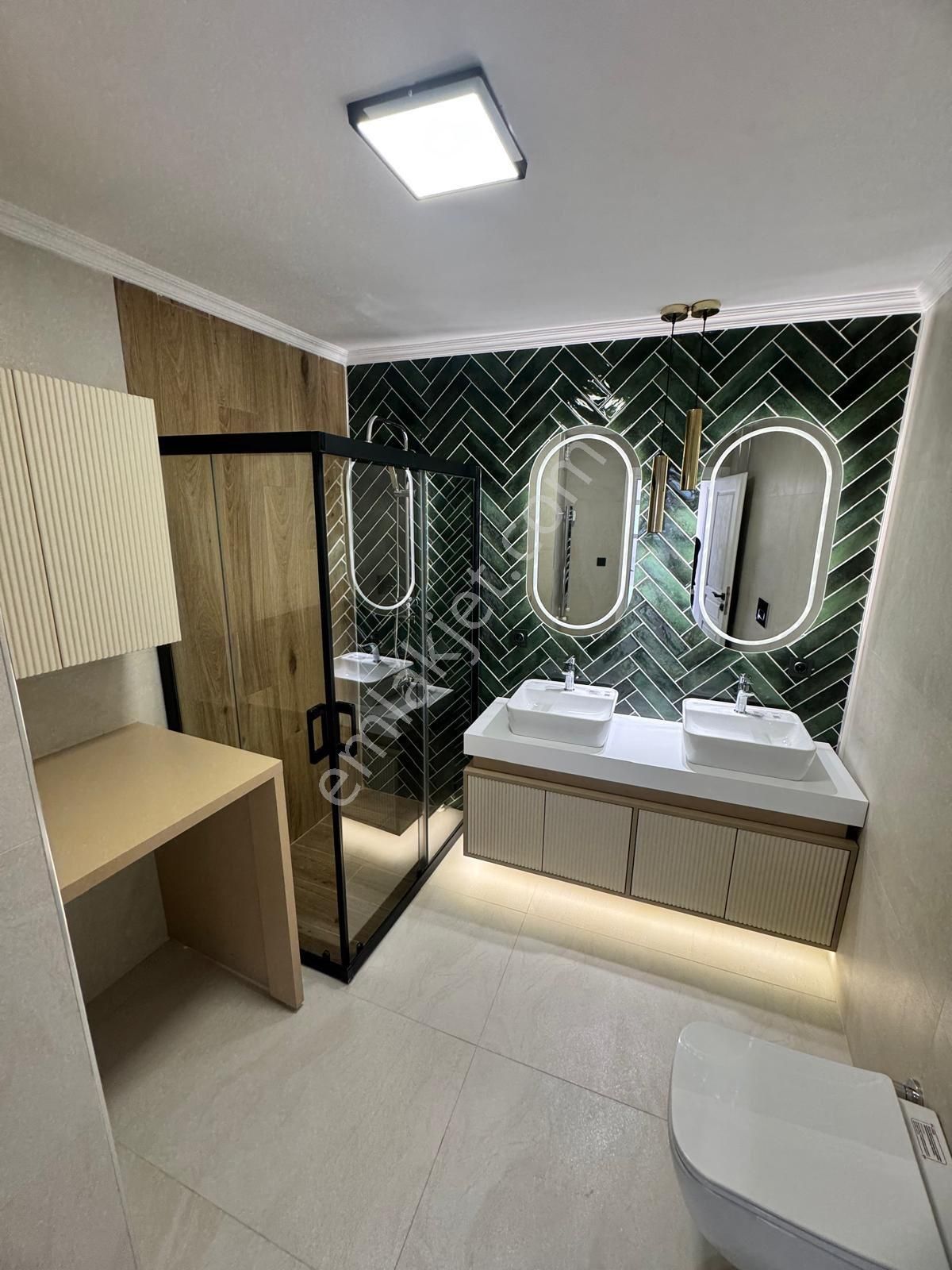 İnönü Caddesi’ne Yakın Ultra Lüks 3 + 1 Satılık Daire