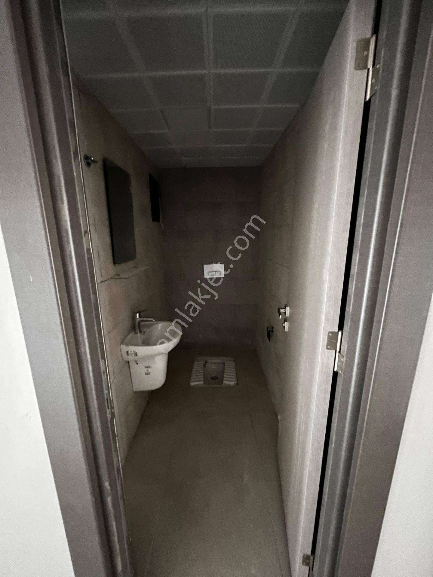 Adana Sarıçam Göztepe Tokilerde 3+1 Kiralık Kullanılmamış Sıfır Fırsat Daire - Görsel 10