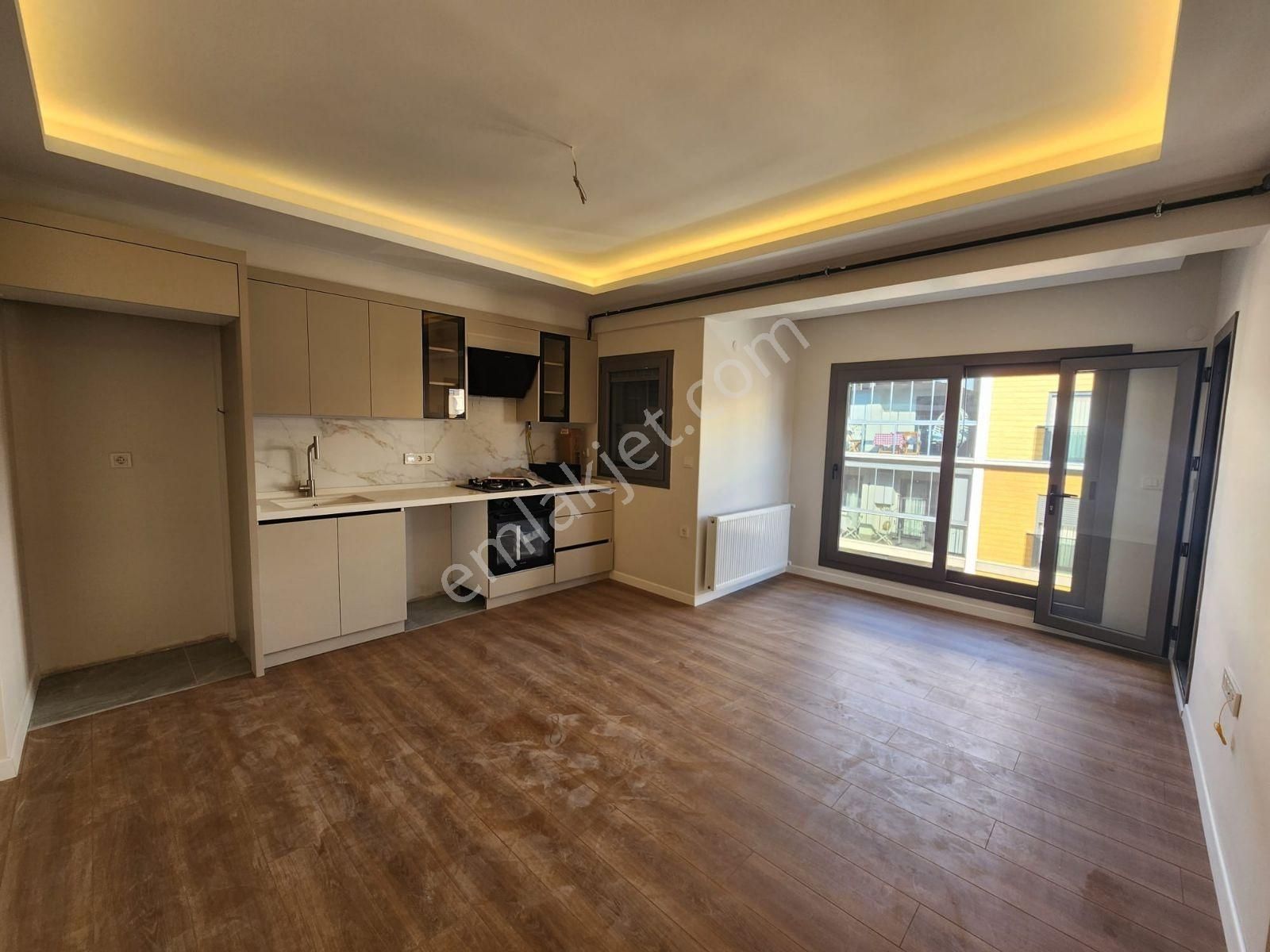 Yalı Mahallesi Cihat Kora Lisesine Yakın Satılık Sıfır Daire - Görsel 14