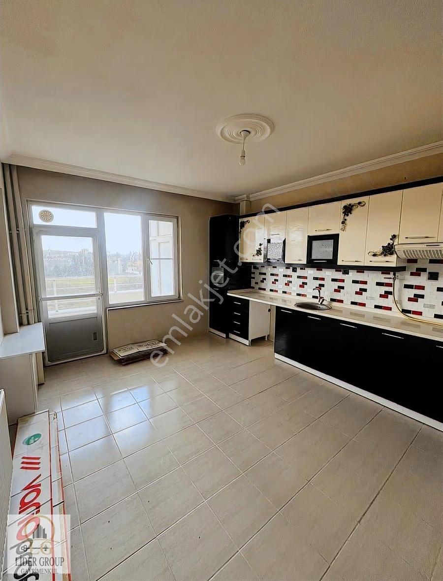 İpsala Hürriyet Cad. Ayçiçek Apt. 3+1 Satılık Daire!! - Görsel 9