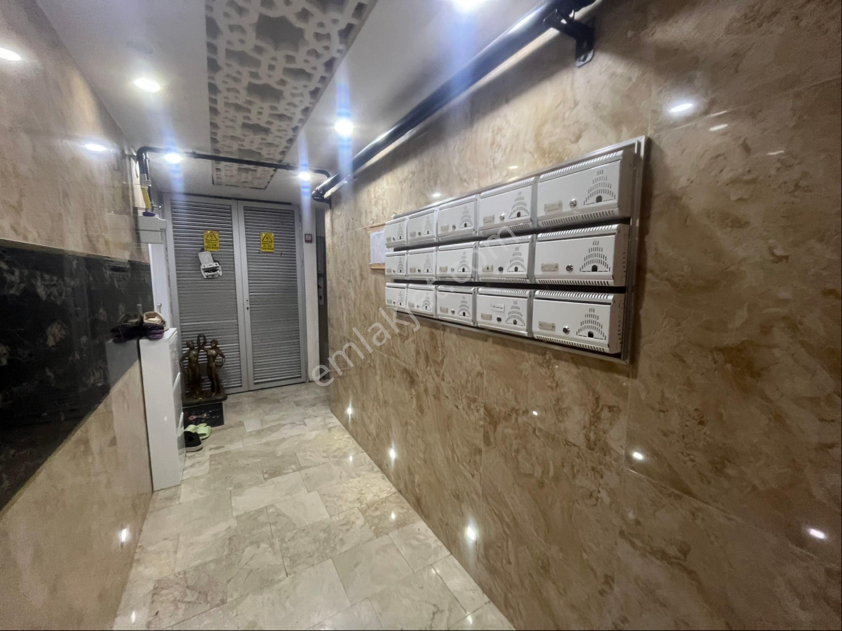 Artı Dan Termosos Dibi Doğalgazlı Zirve Kat 2+1 - Görsel 2