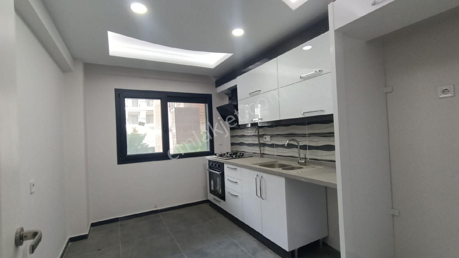 Ordu Bulvarı Yakını Herşeyi İle Hazır 3+1 Sıfır Satılık Daire