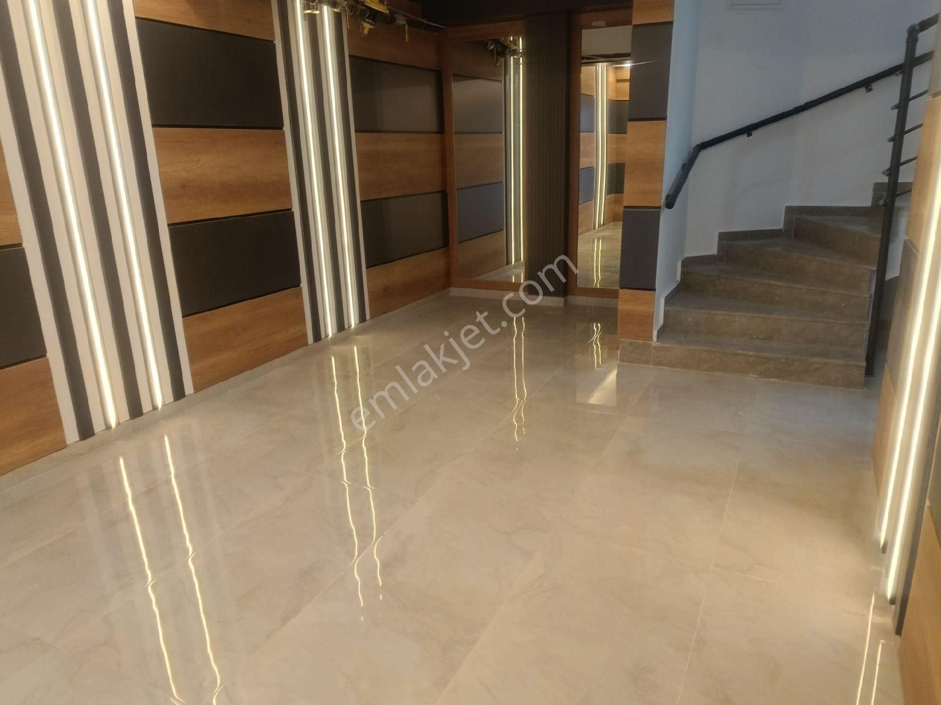 Keçiören Bağlarbaşında 3+1 Sıfır Binada Daireler