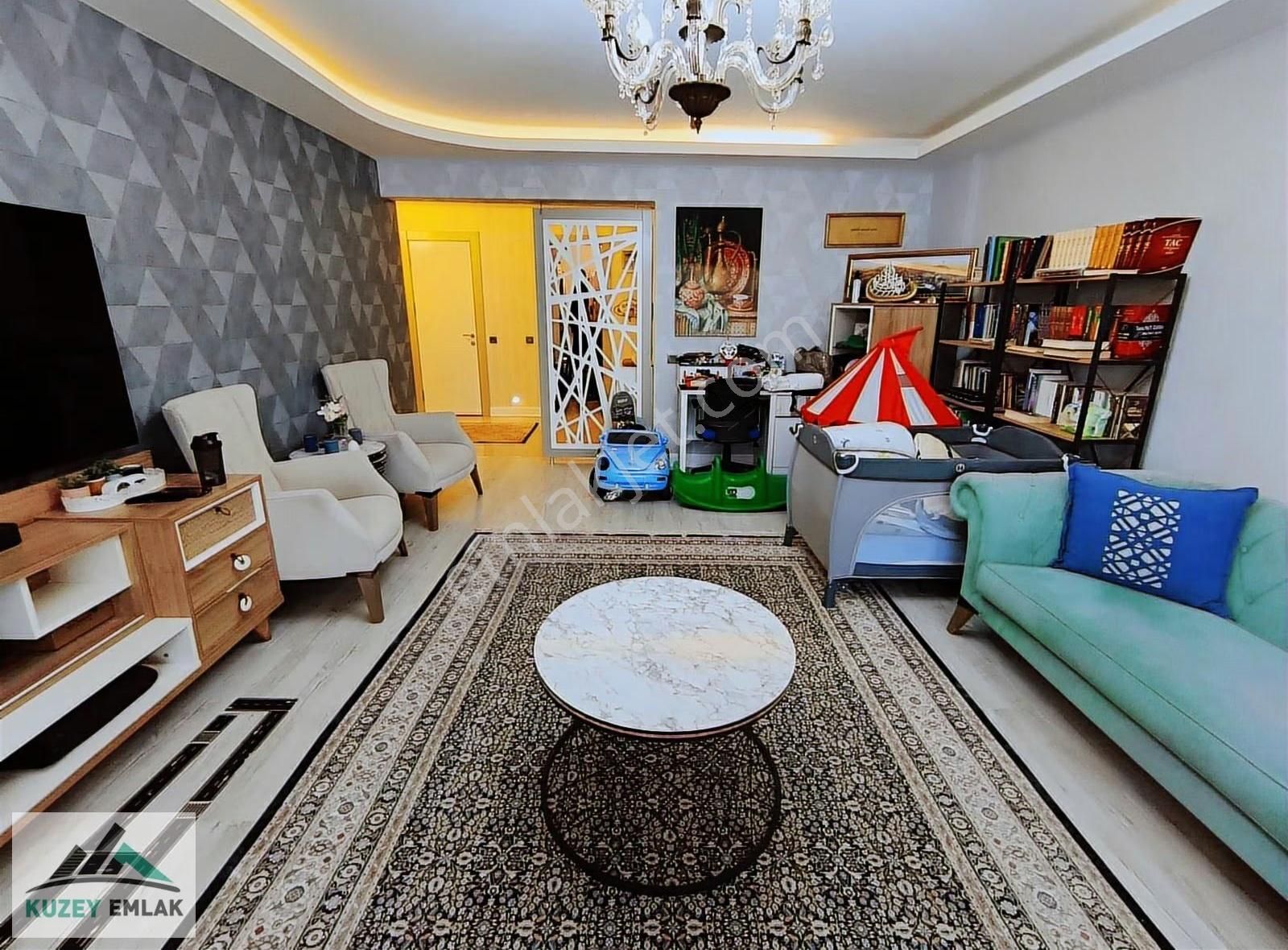 Güneşevlerin Merkezinde Manazaralı Ultra Lüks Geniş 4+1 Daire - Görsel 18