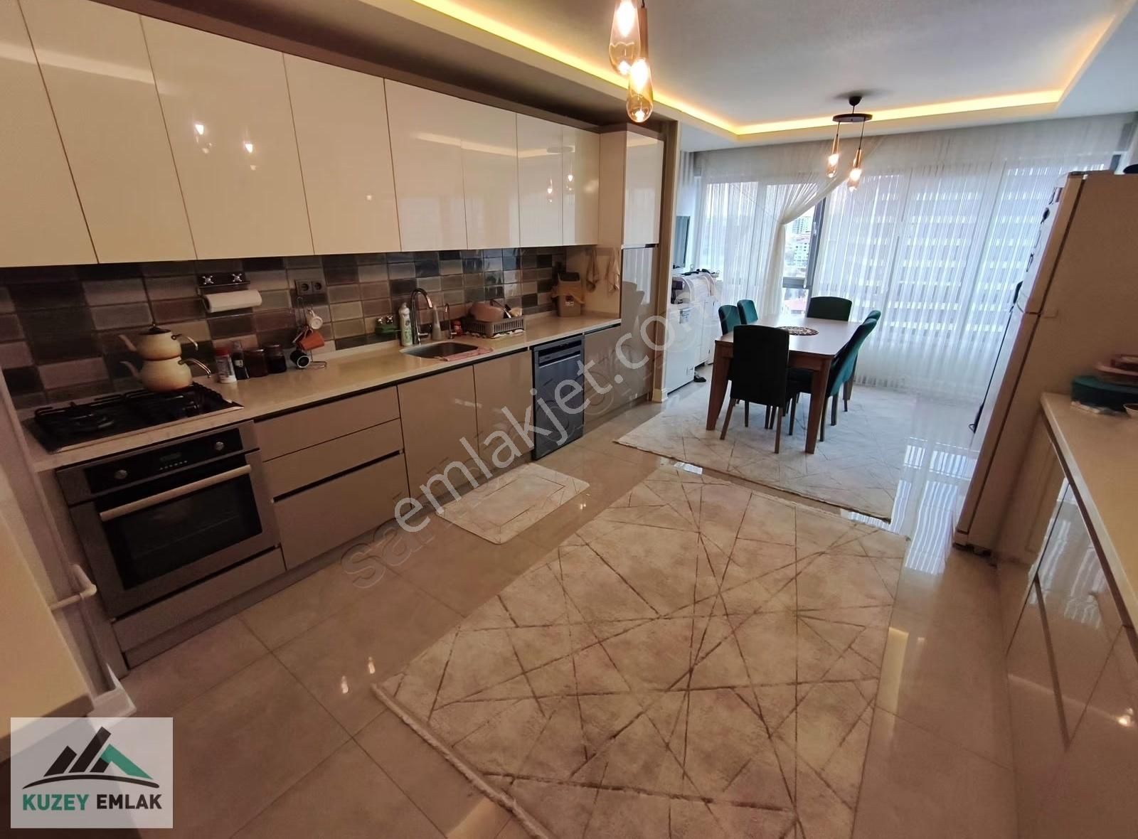 Güneşevlerin Merkezinde Manazaralı Ultra Lüks Geniş 4+1 Daire - Görsel 24