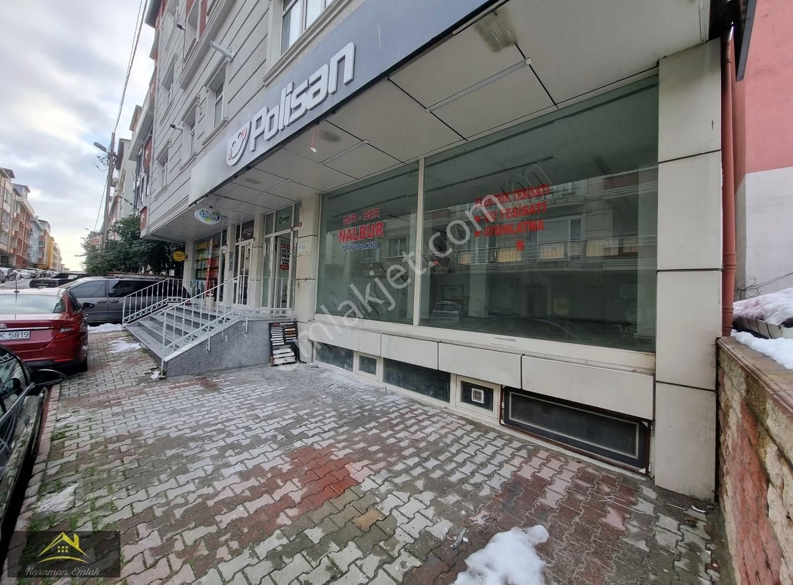 Çekmeköy Mehmet Akif Mahallesinde Kiralık Dükkan Mağaza İşyeri