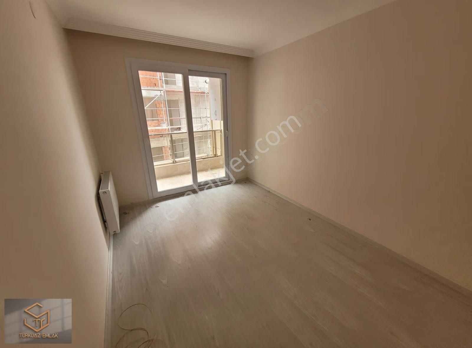 Menemen Tülbentli De Site İçi Kiralık 2+1 Arakat Daire - Görsel 4