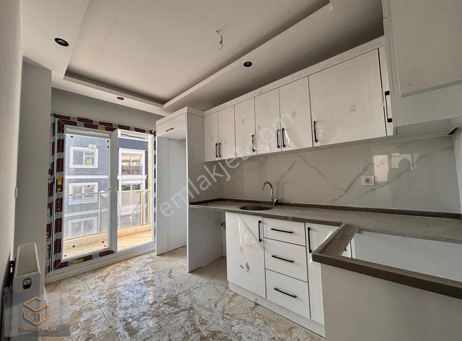 Uğurmumcuda Kiralık 2+1 Daire - Görsel 17