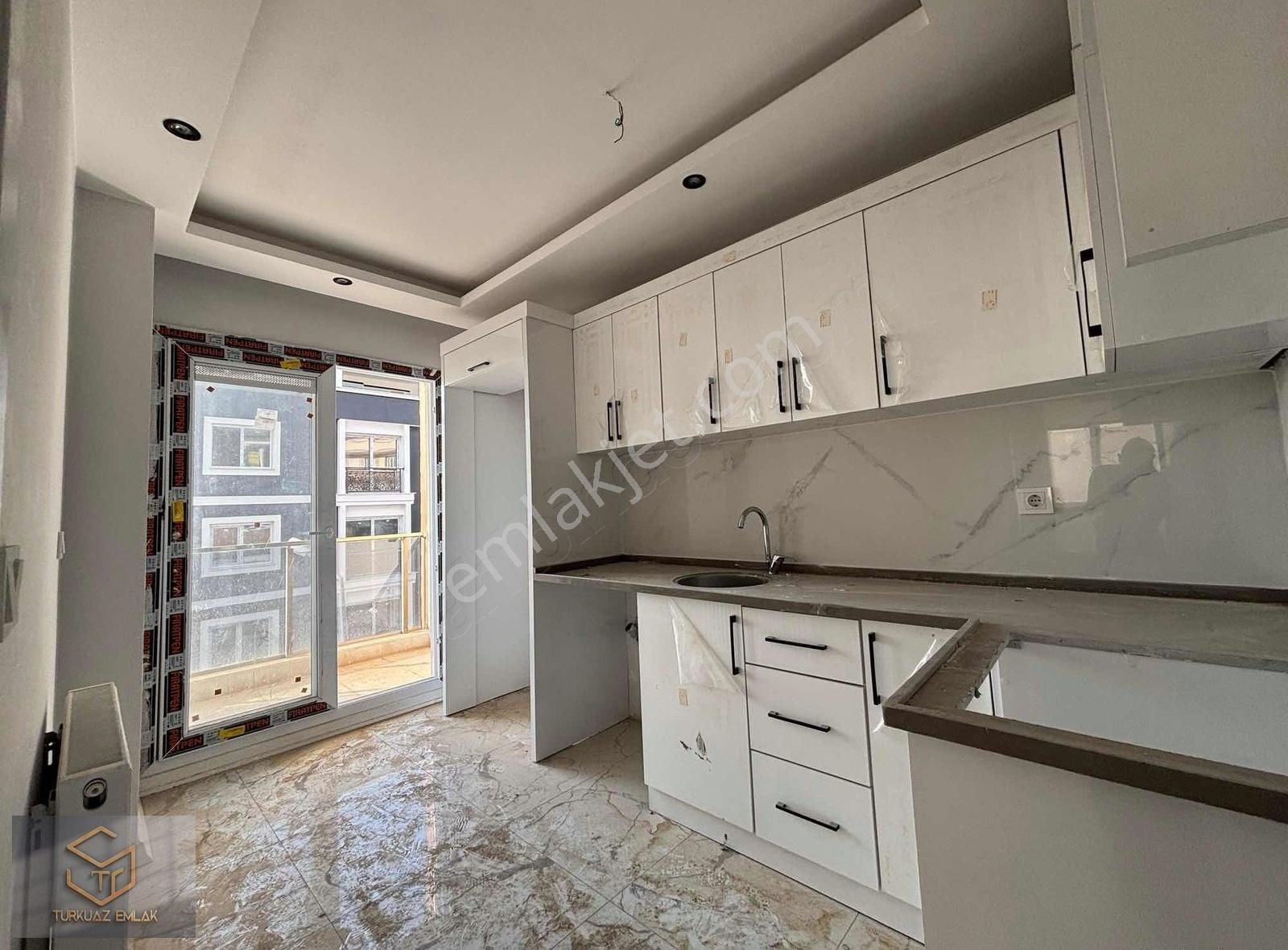 Uğurmumcuda Kiralık 2+1 Daire - Görsel 8