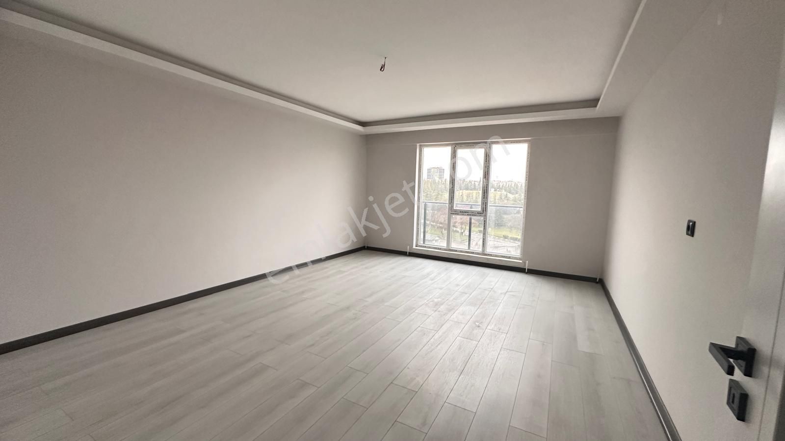 Torun^dan Tandoğan Mah.asansörlü E.banyolu 3+1 Daire - Görsel 8