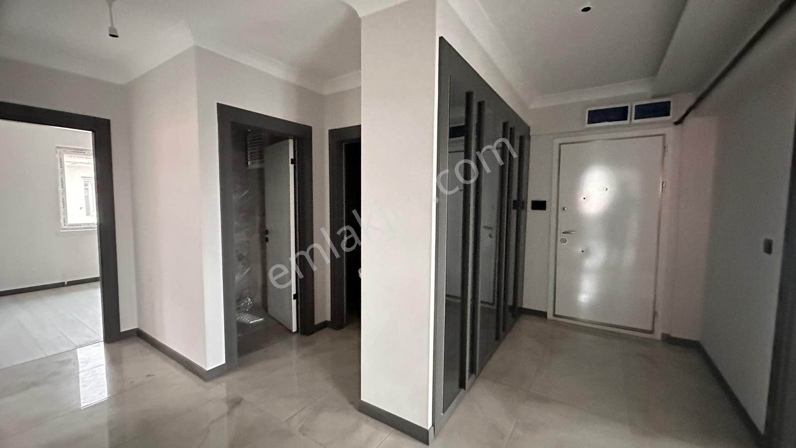 Torun^dan Tandoğan Mah.asansörlü E.banyolu 3+1 Daire - Görsel 17