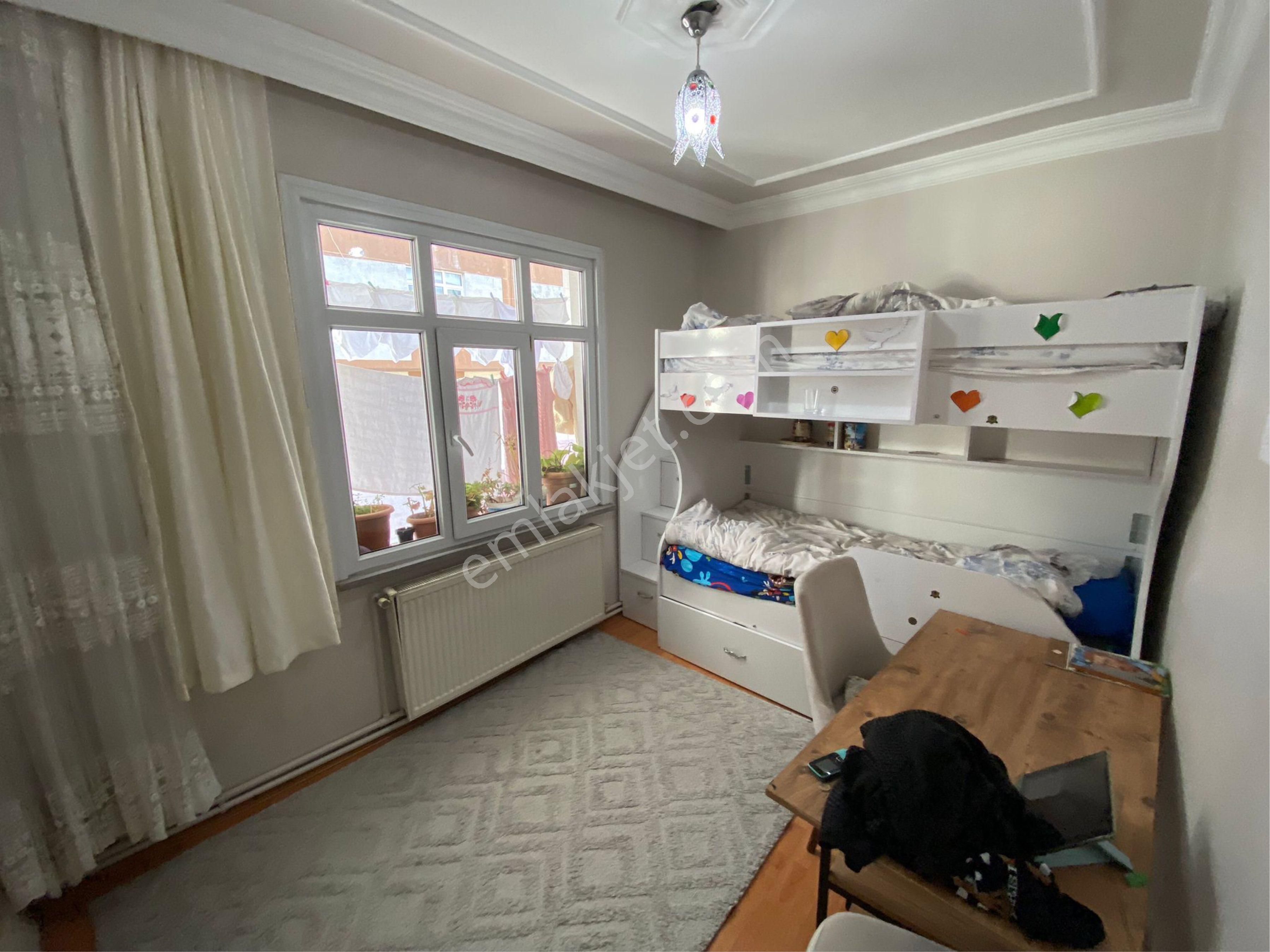 İsmetpaşa Mah’de Tramvaya Yakın 3 + 1 120 Metre² Krediye Uygun Güney Cephe 3.kat Daire - Görsel 24