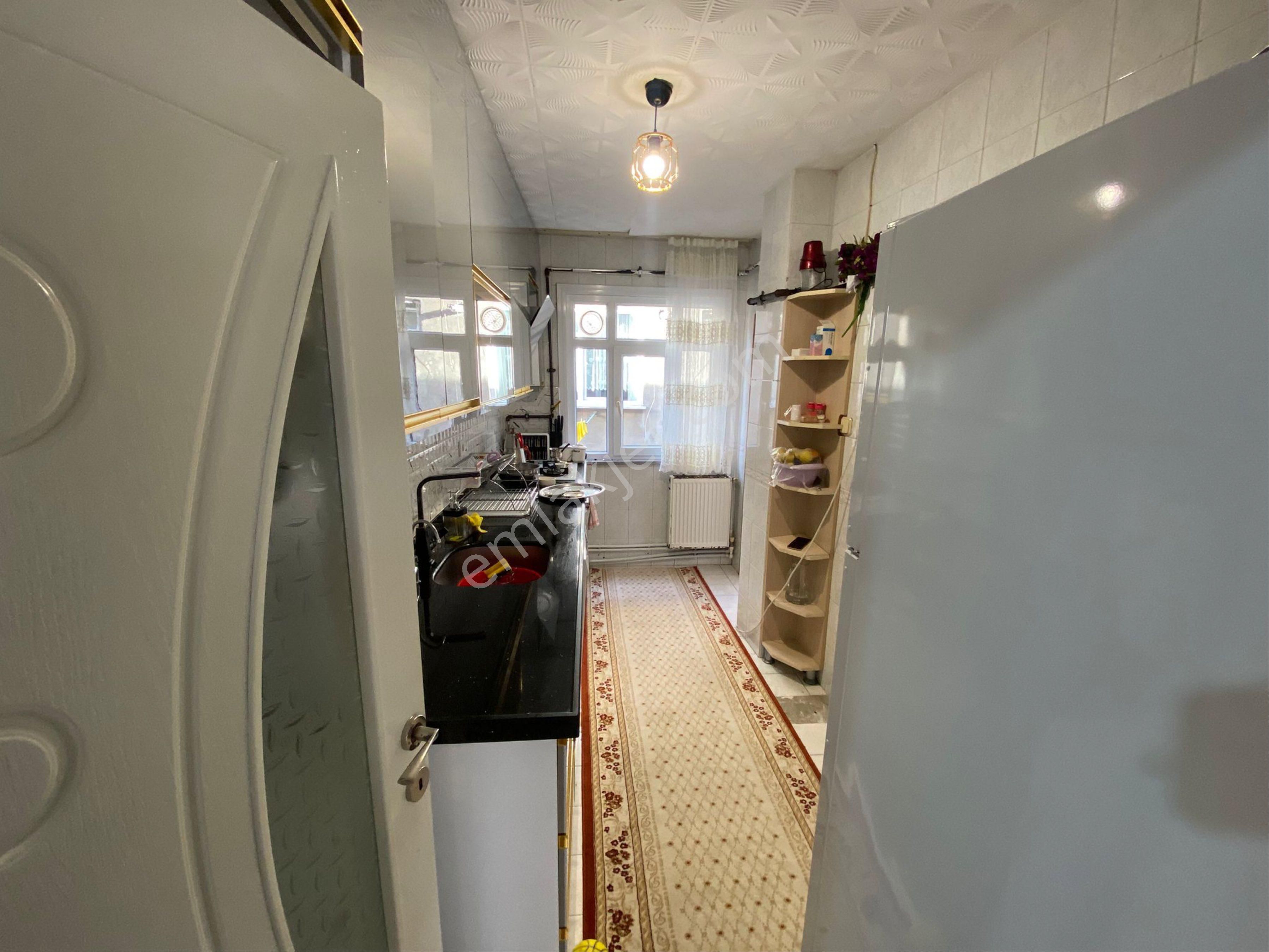 İsmetpaşa Mah’de Tramvaya Yakın 3 + 1 120 Metre² Krediye Uygun Güney Cephe 3.kat Daire - Görsel 21