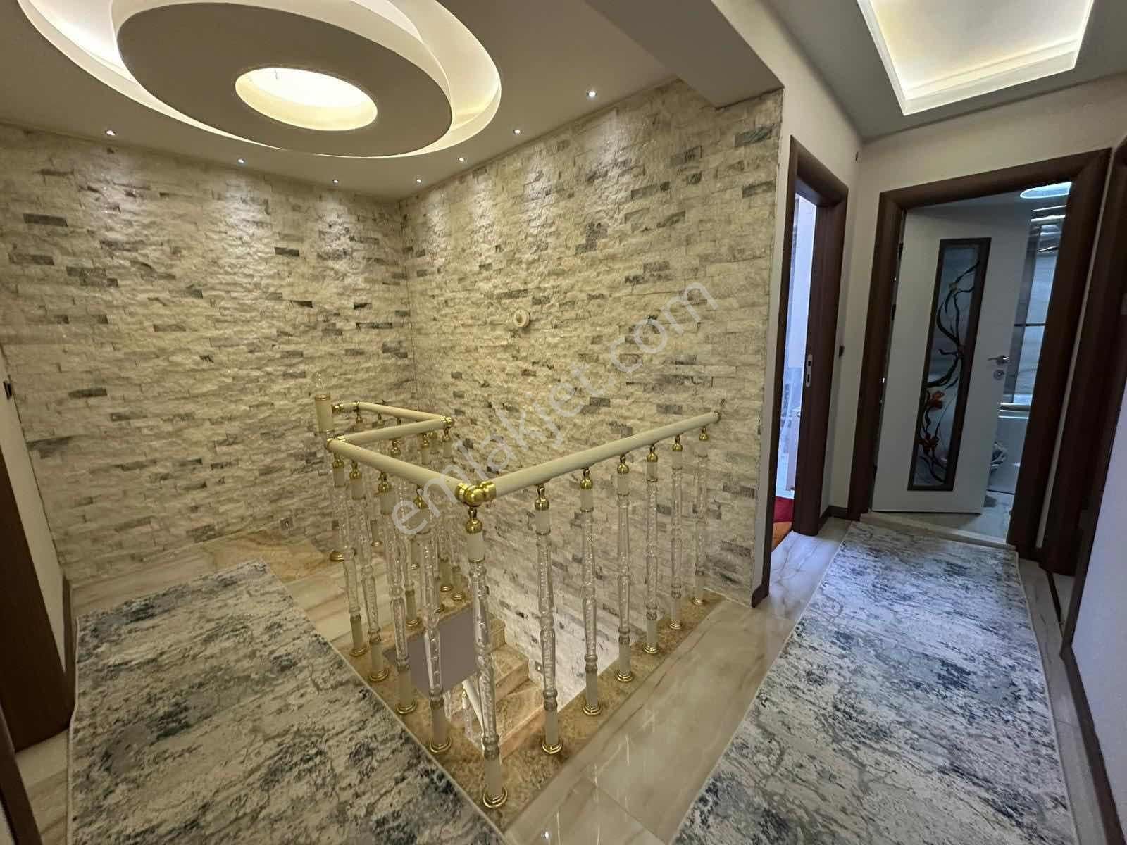 Suit Life Balatta Cadde Cepheli 5+1 Ters Dubleks - Görsel 15