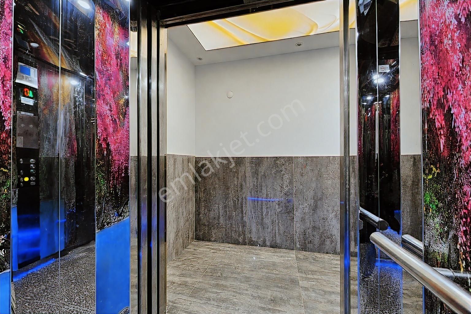 Altınova'da Yeni Kapalı Pazaryeri Karşısında Kiralık 2+1 Daire - Görsel 3